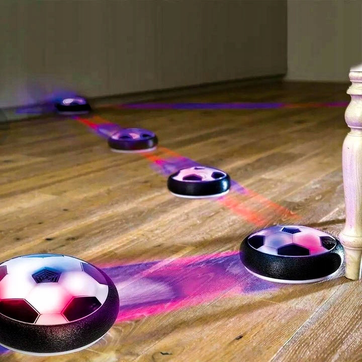 PIŁKA NOŻNA LATAJĄCA DO GRY W DOMU ŚWIECĄCA LED CYMBERGAJ HOVERBALL PREZENT Szerokość produktu 18 cm