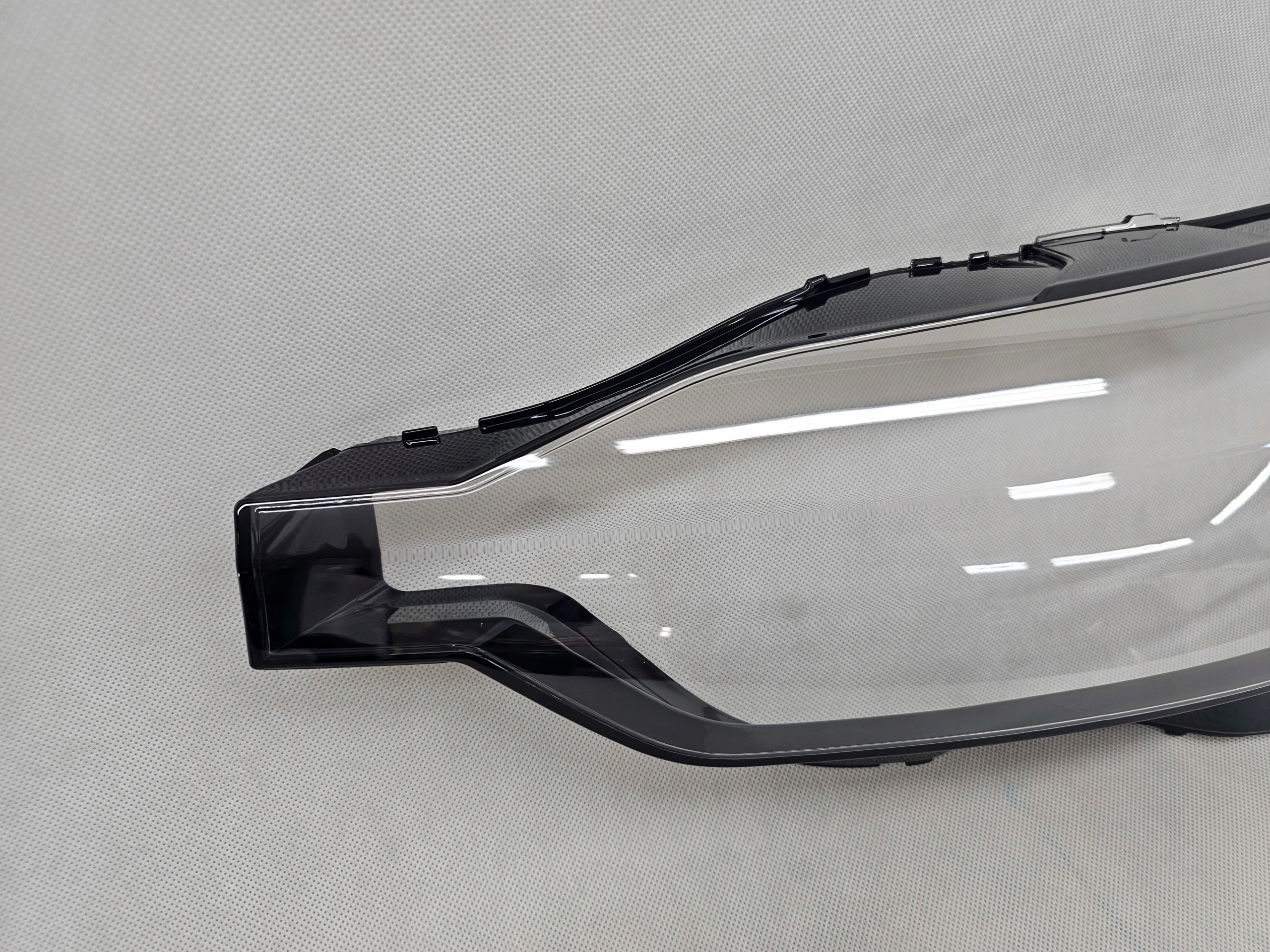 VOLVO XC60 II 2017-2024 KLOSZ LAMPY PRZÓD PRZEDNIEJ LEWY FULL LED MID LED Numer katalogowy części SP1060.009.0990