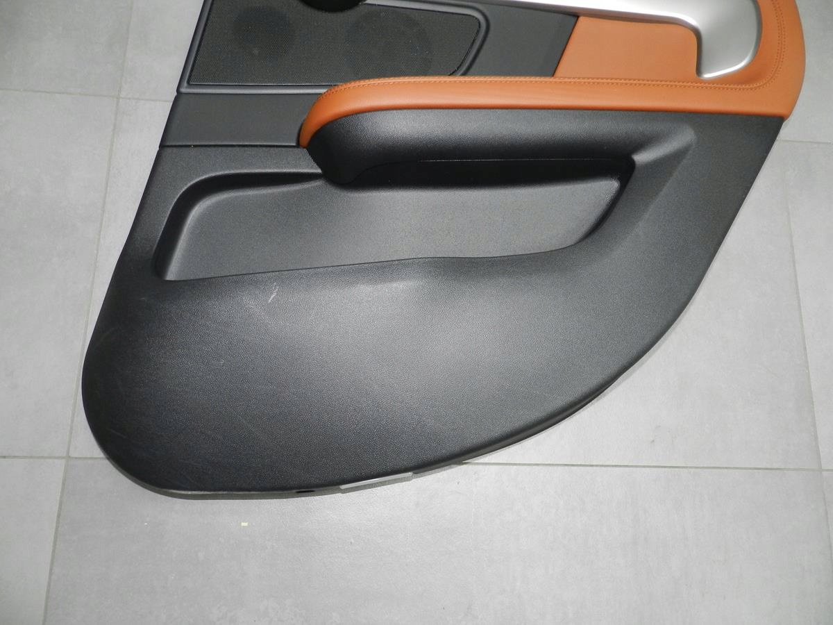 MINI Countryman F60 upholstery right rear part