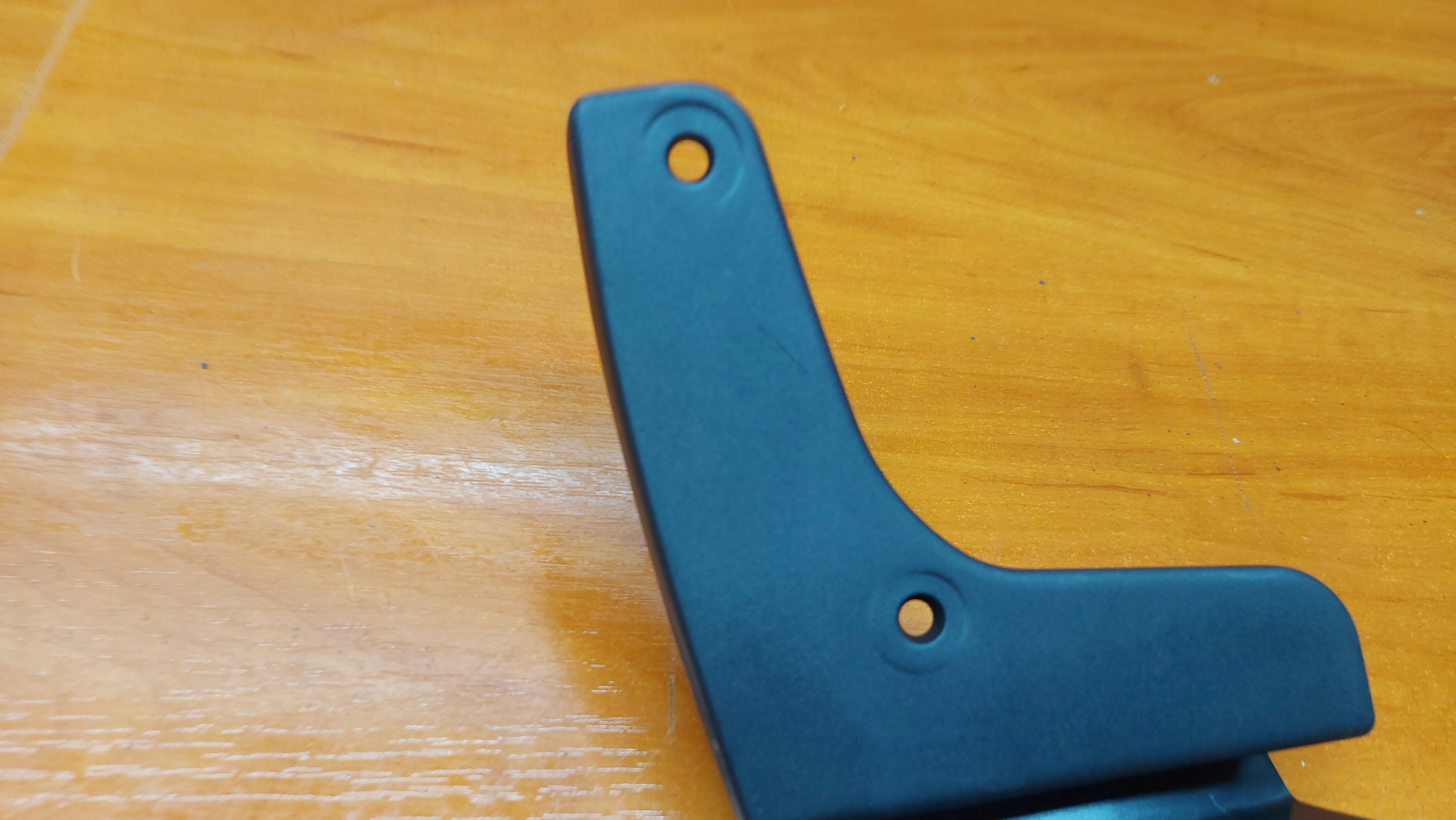 mudguard flap right front TOYOTA YARIS IV 20
