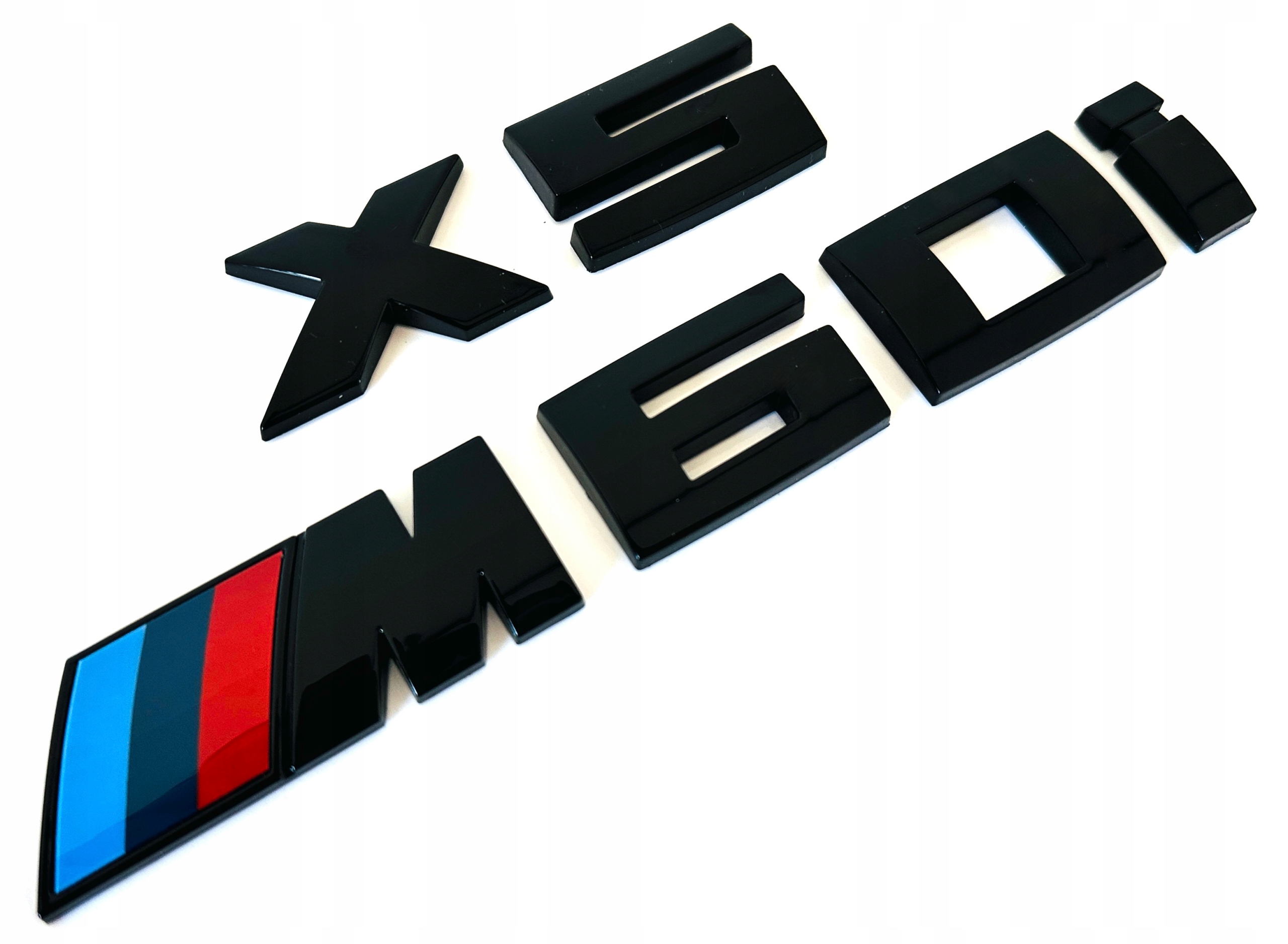 Bmw X5 M60i X5 M 60i Performance emblém logo znak nápis čierny