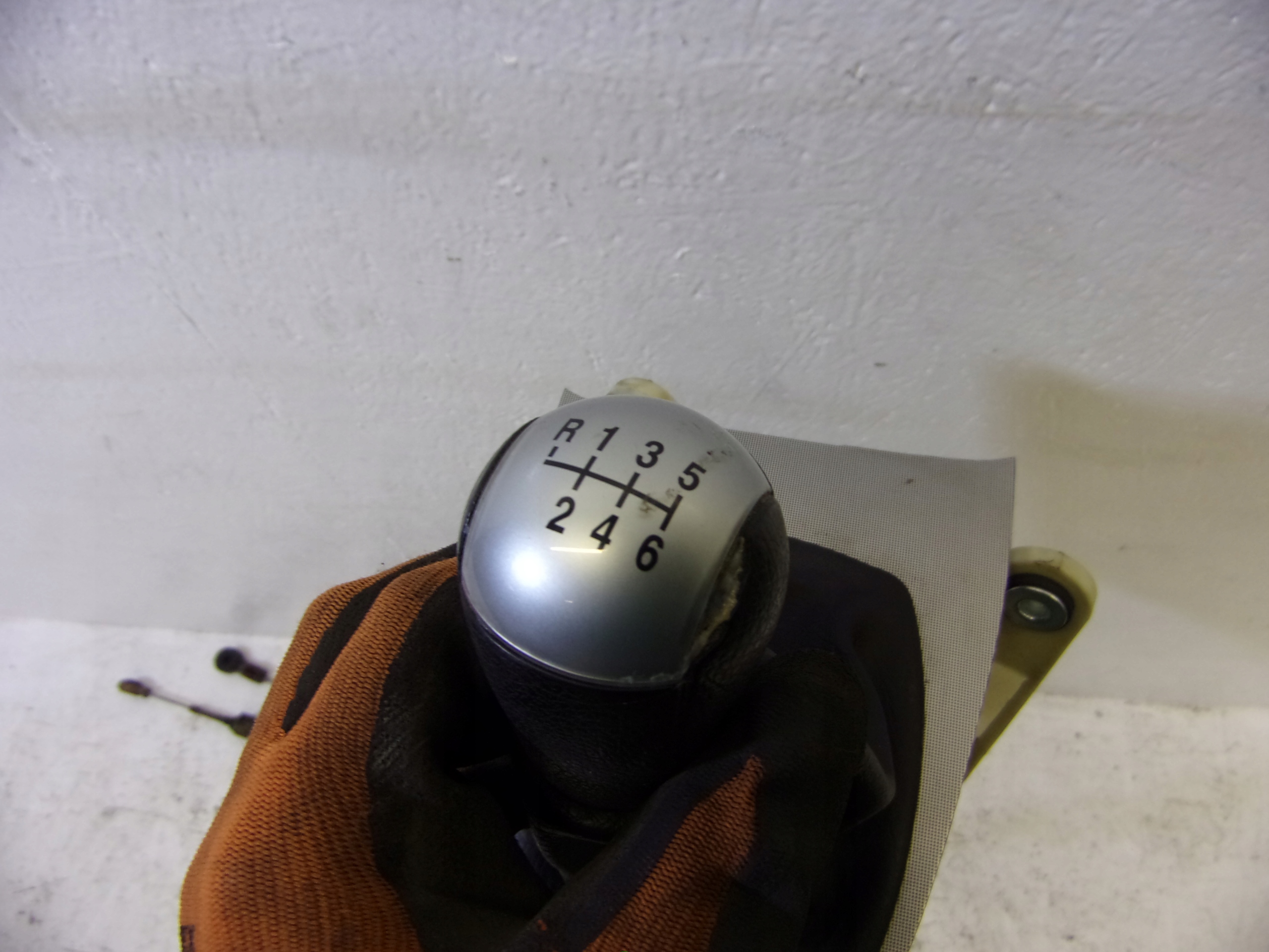trim changes of the gear FORD C-MAX 4M5R7K387MA