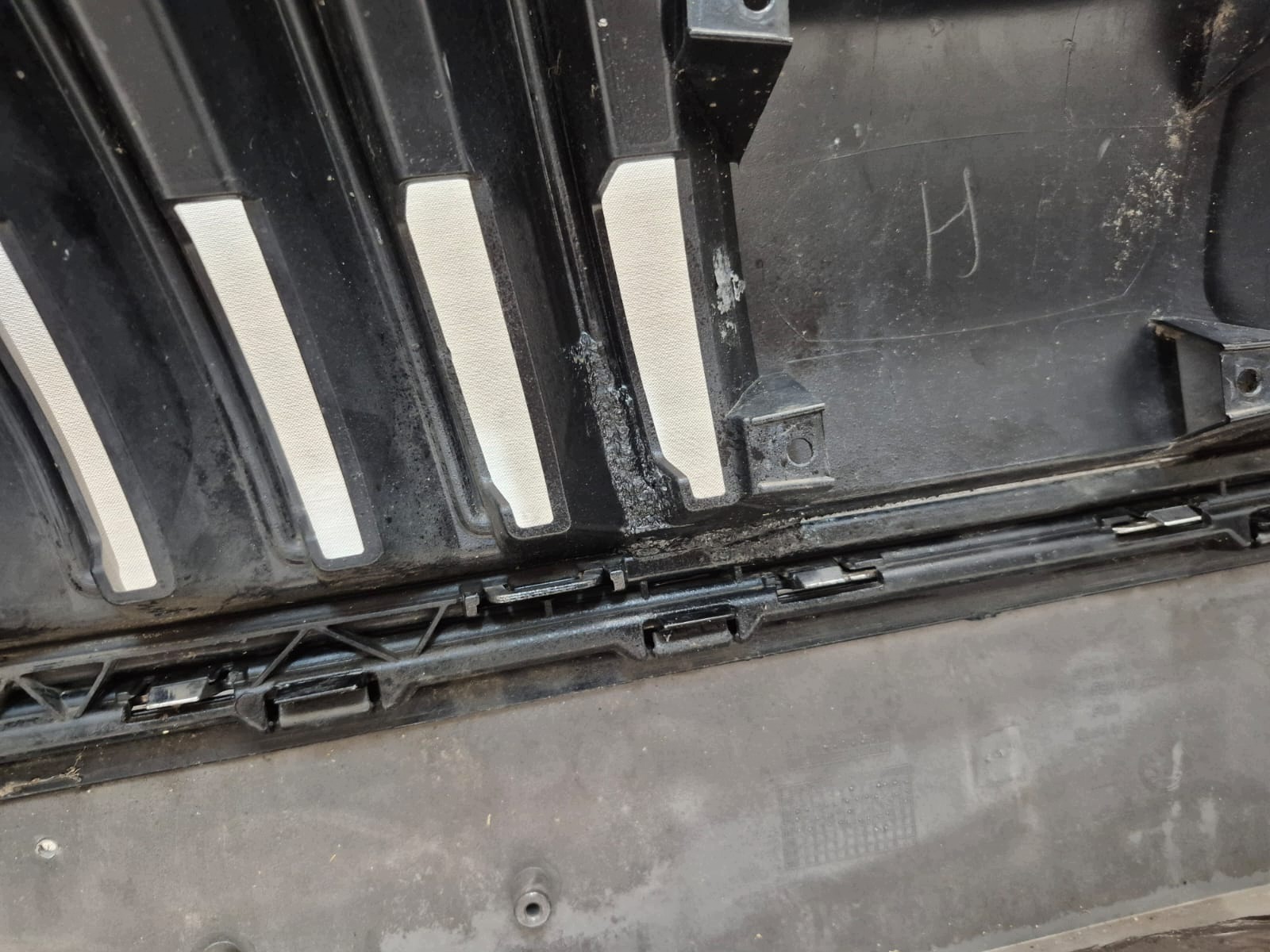 SKODA OCTAVIA III LIFT 17- bumper front front 4XPDC SPR 5E0807221N