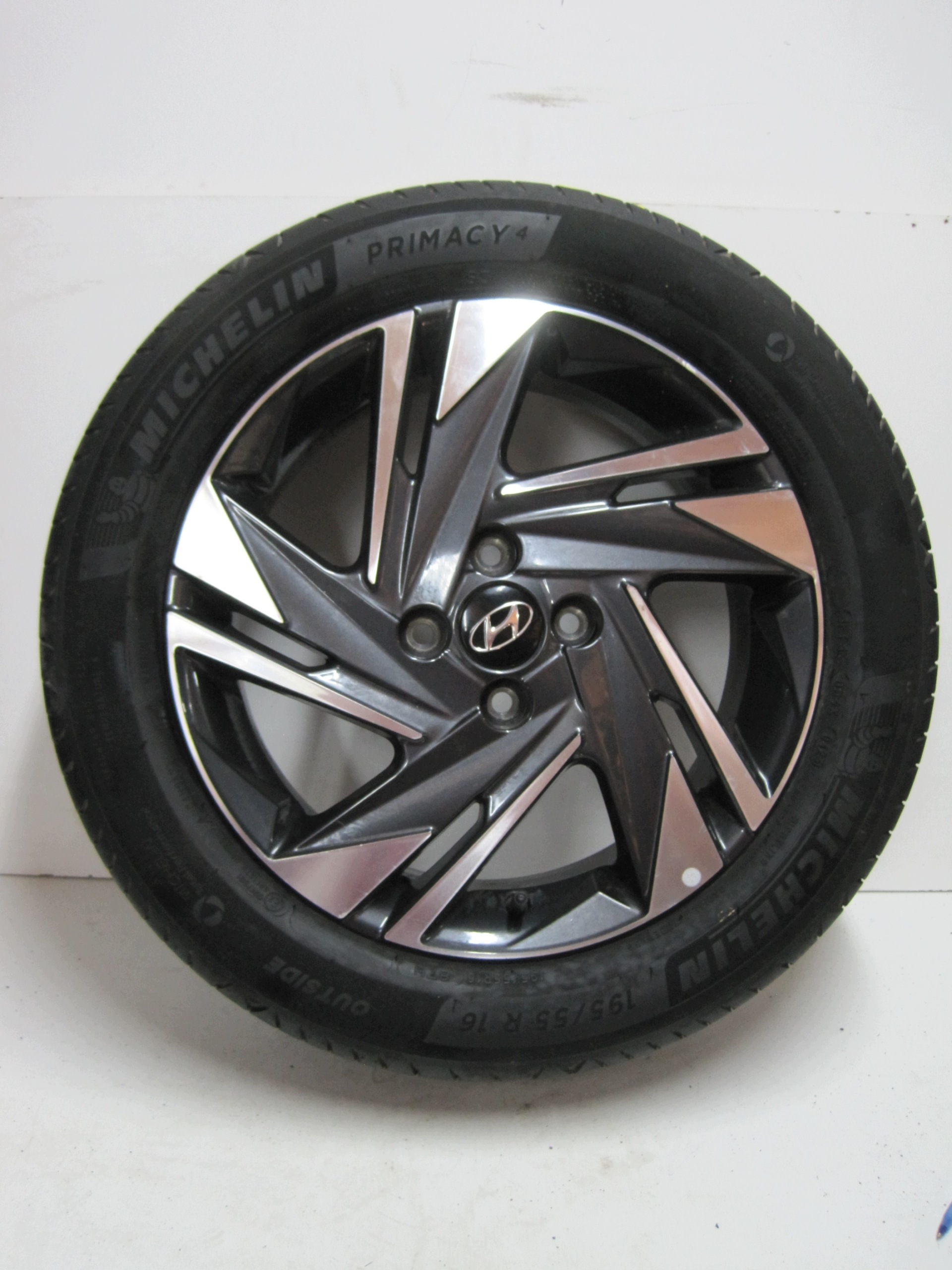 wheels discs tyres HYUNDAI I20 R16 4MM