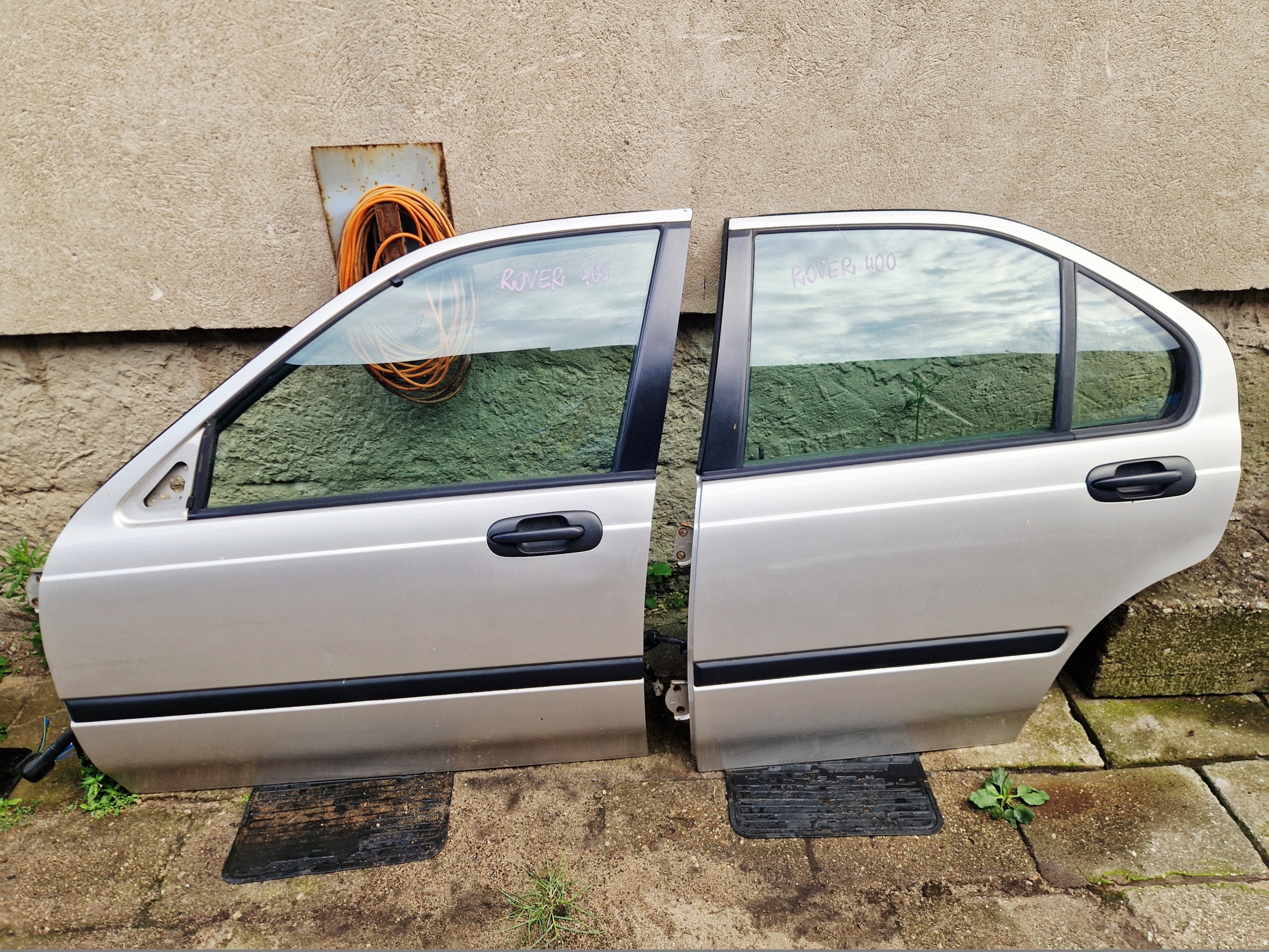 ROVER 400 HB 5D door left rear part rear. silver