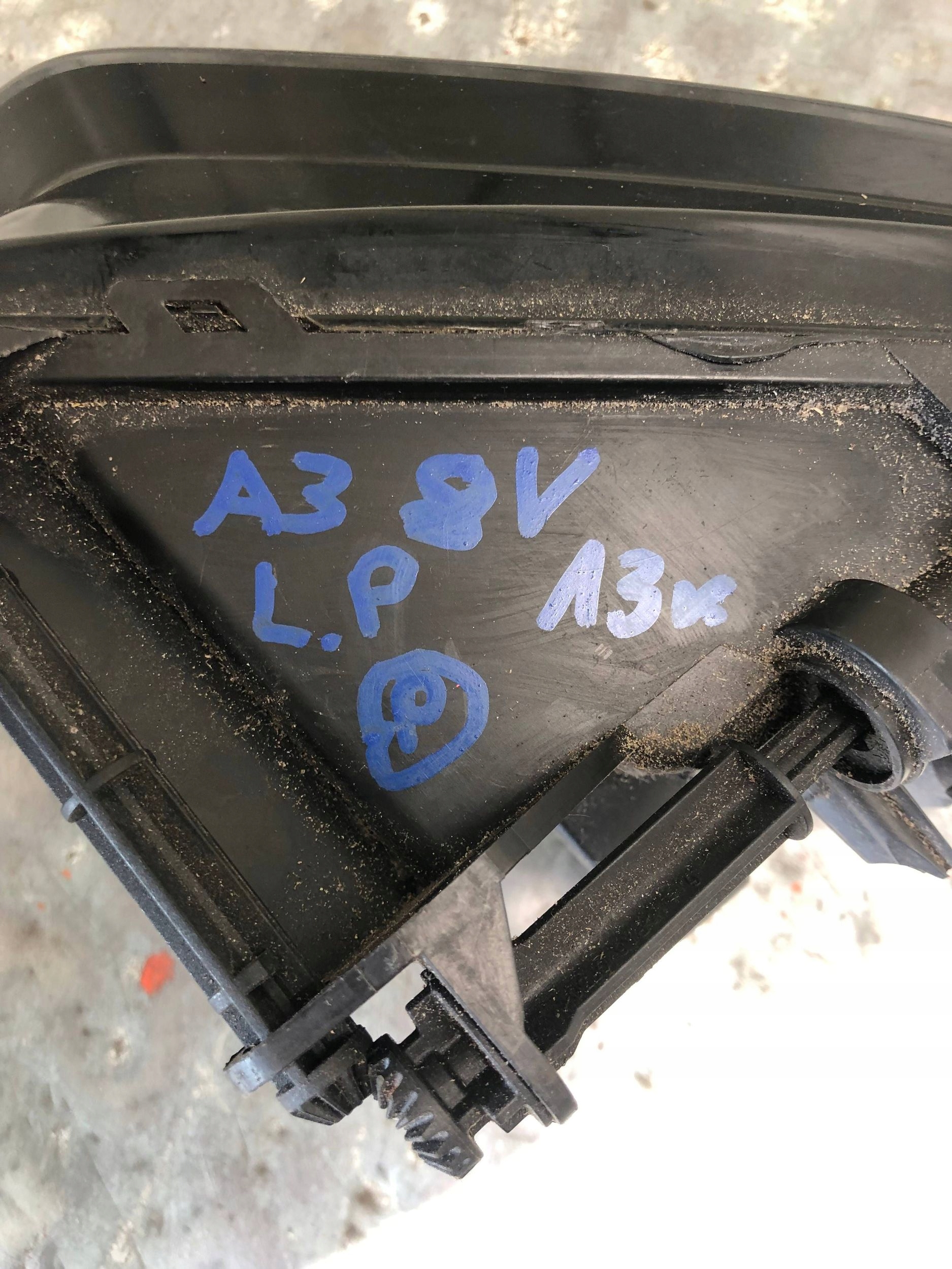 fog light left front AUDI A3 8V 8V0941699C