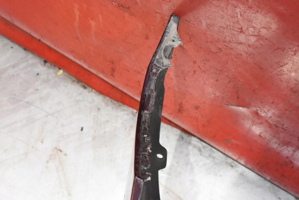 bumper grille front front claret MAZDA 3 1 and BK LIFT 06-09