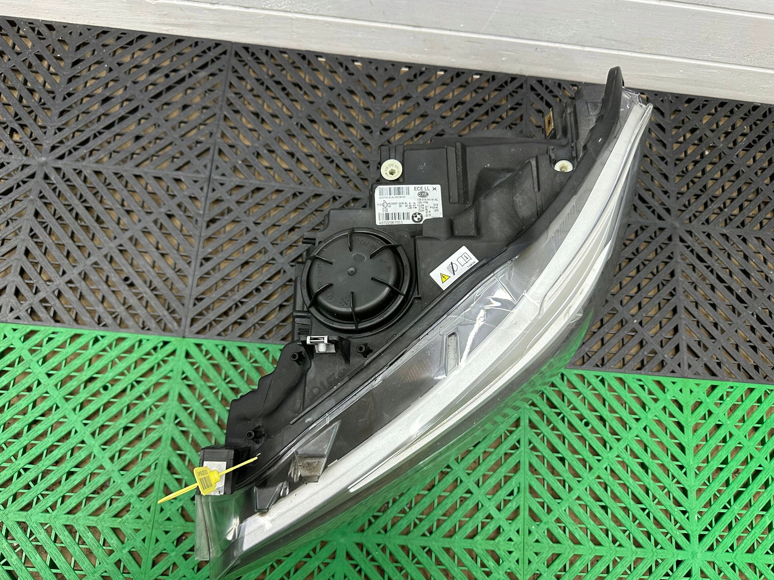 Reflektor BMW 1 F20 F21 7229679