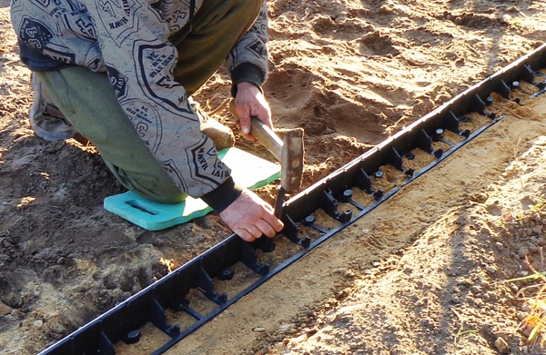 Obrzeże ogrodowe ECO RIM-BORD 45/1000mm TYP2 Kolor czarny