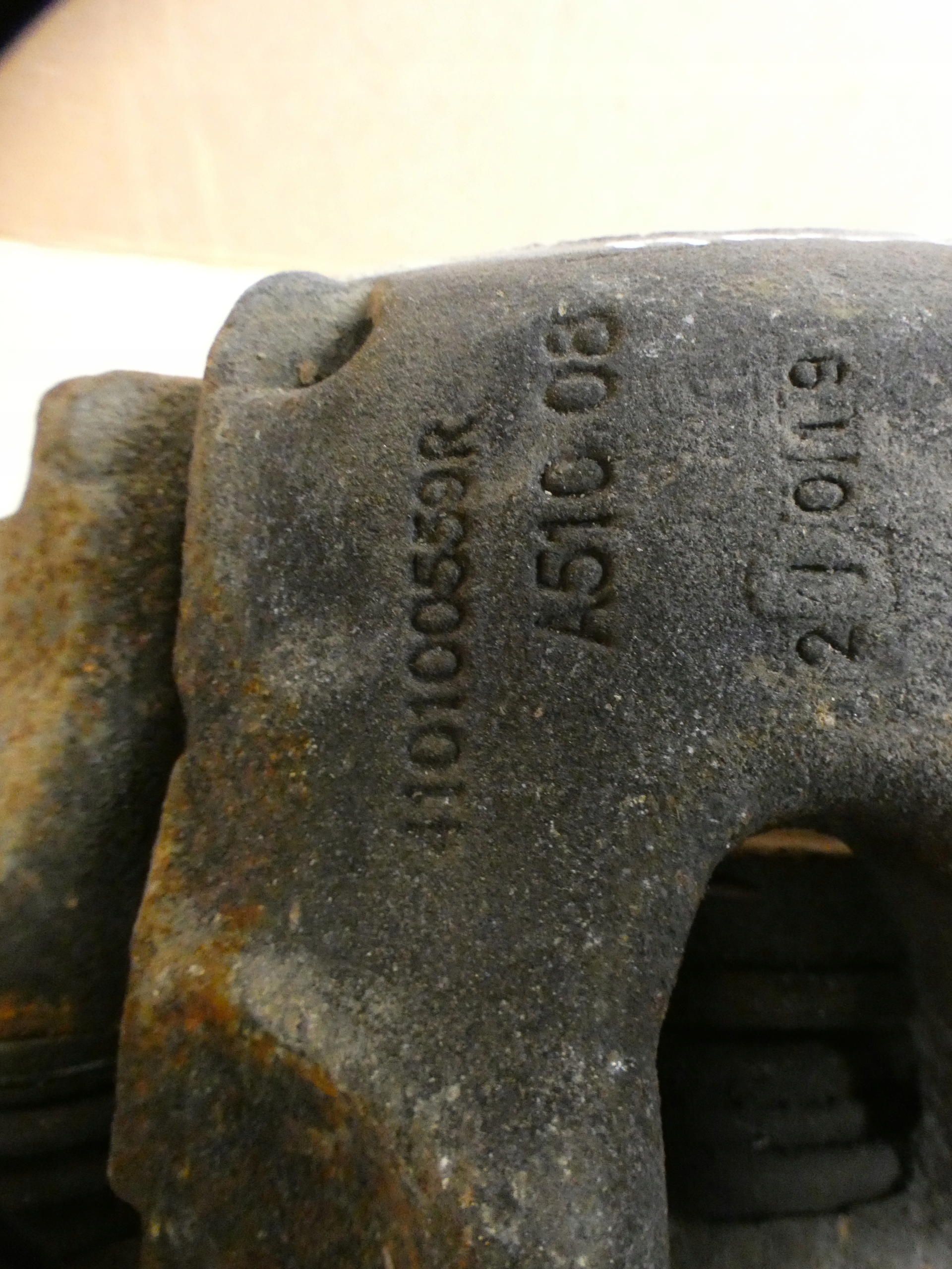 RENAULT MASTER IV caliper brake left front 410100559R