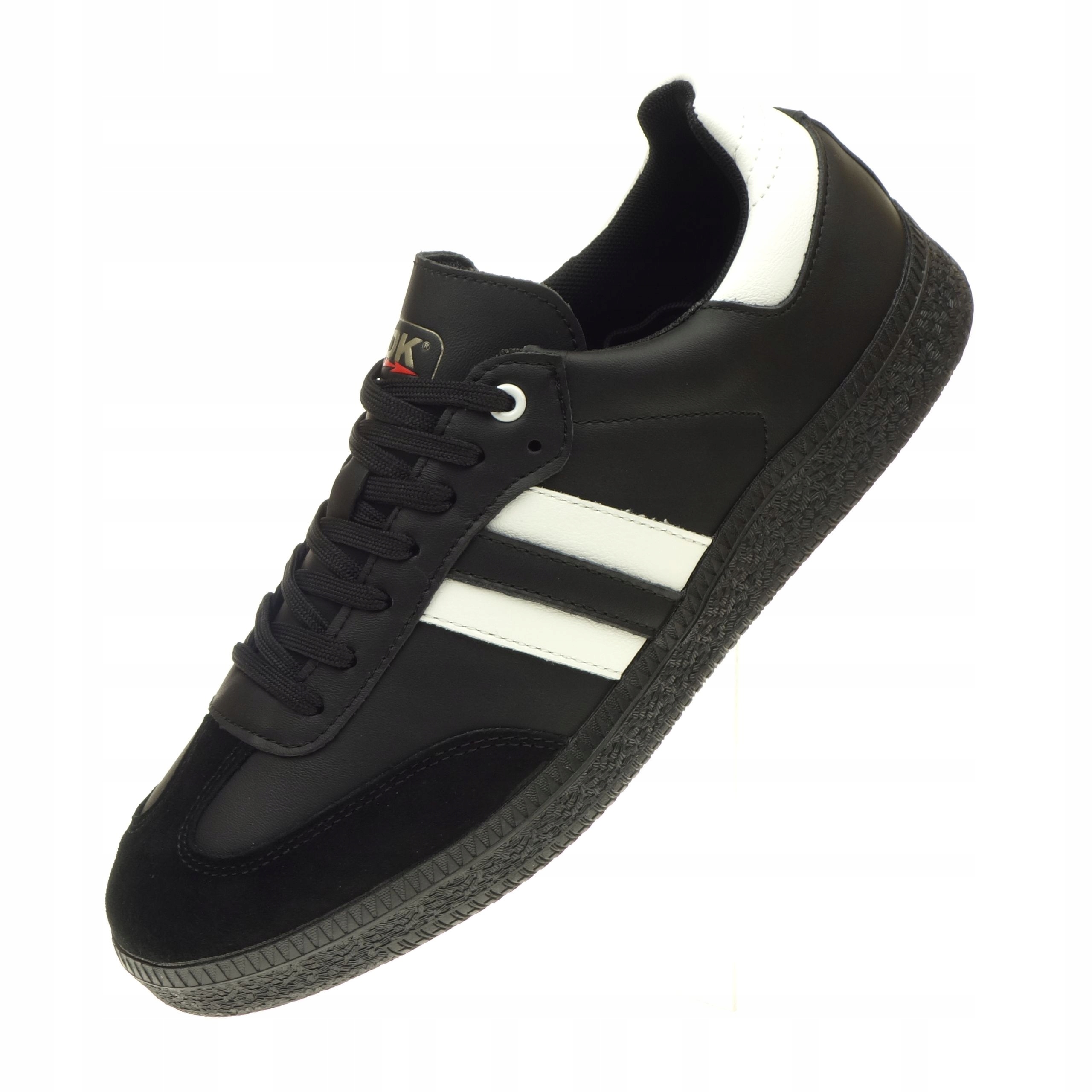 Sportovní boty Dk Sandro Kultové kožené tenisky, lehké, velikost 39