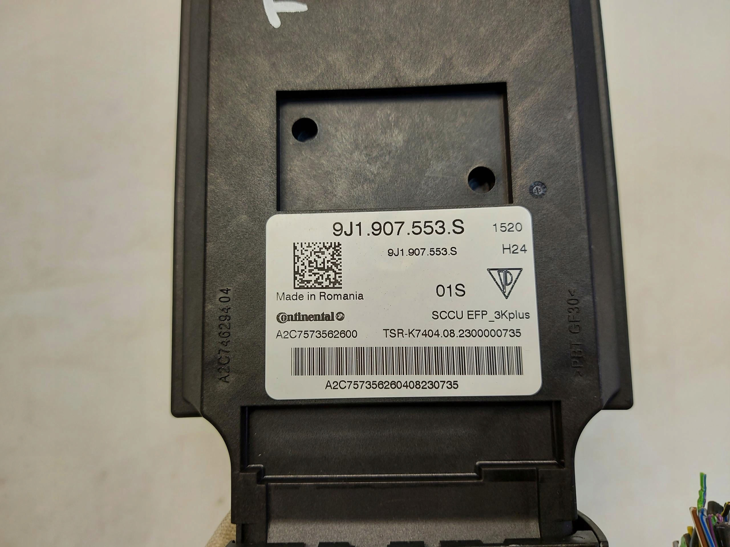 Porsche Taycan GTS 9J1 2023r module control unit springing 9J1907553S