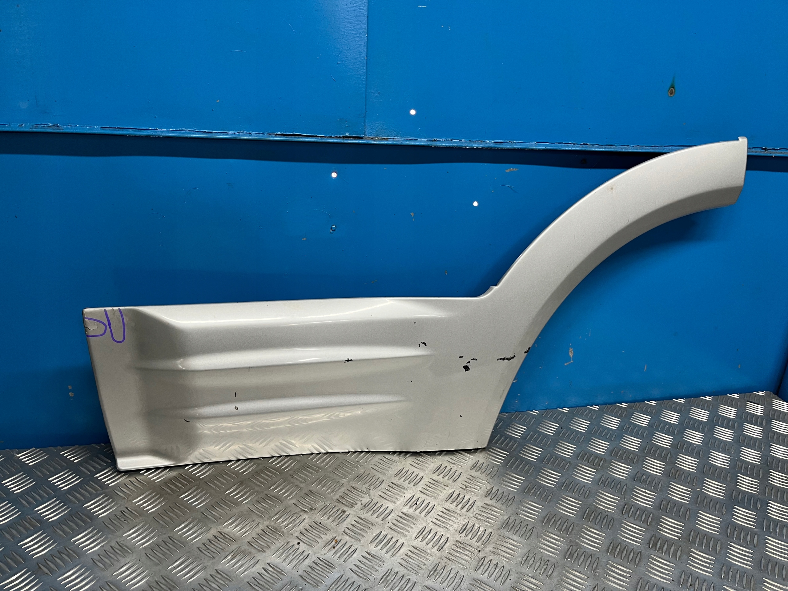 MITSHUBISHI PAJERO III 5D LISTWA DRZWI LEWY TYŁ