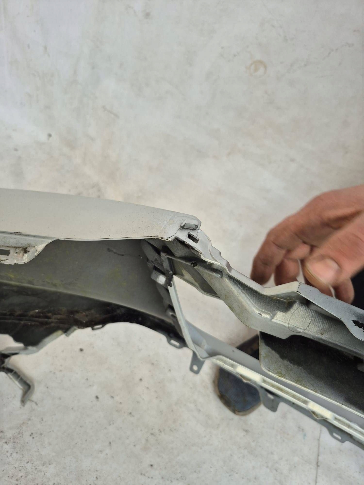 HONDA HR-V III 3 21- bumper front front PDC 71101-3M0-ZZ00