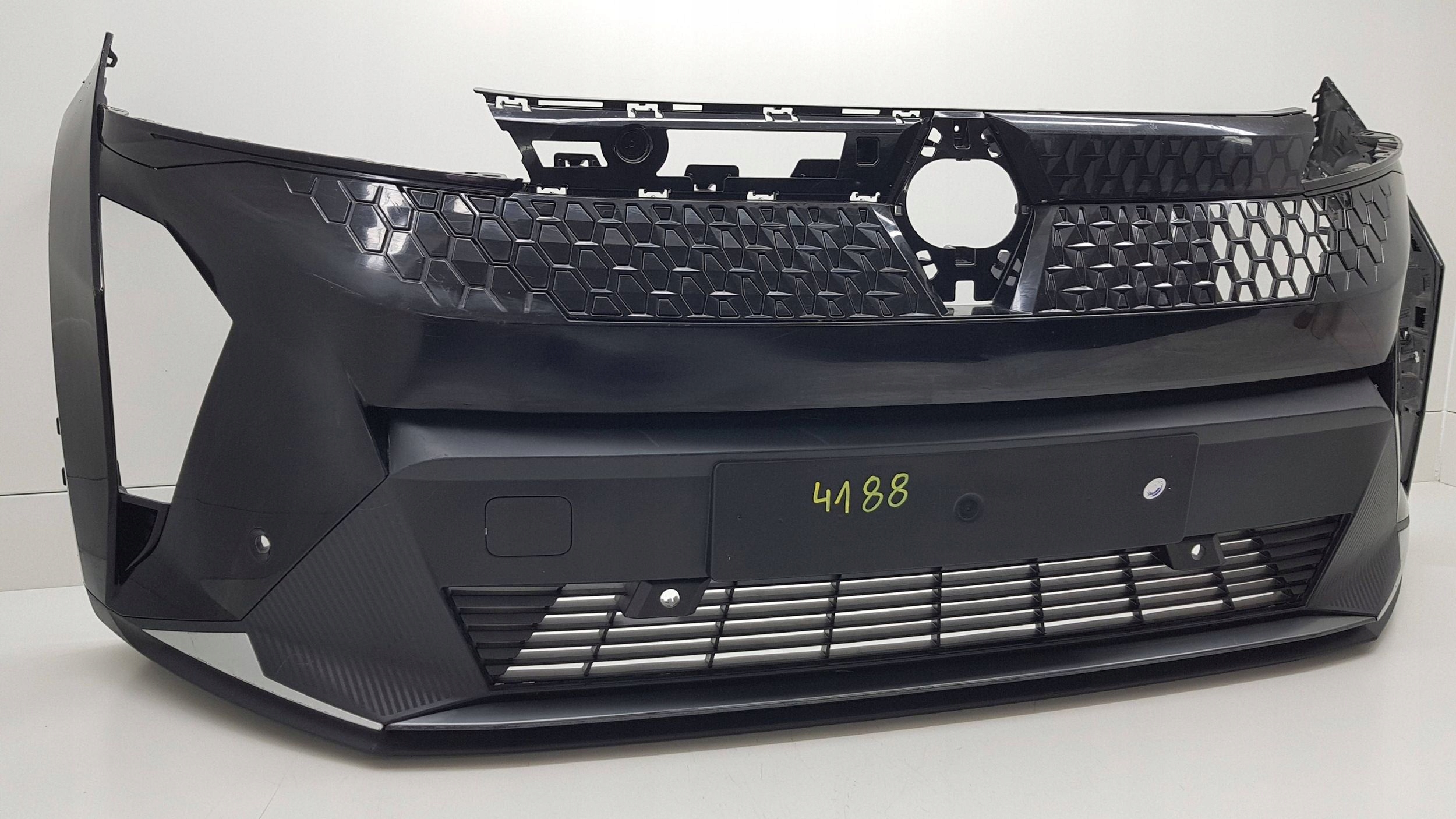RENAULT SCENIC V 5 E-TECH 2024 - nárazník předek 620263121R