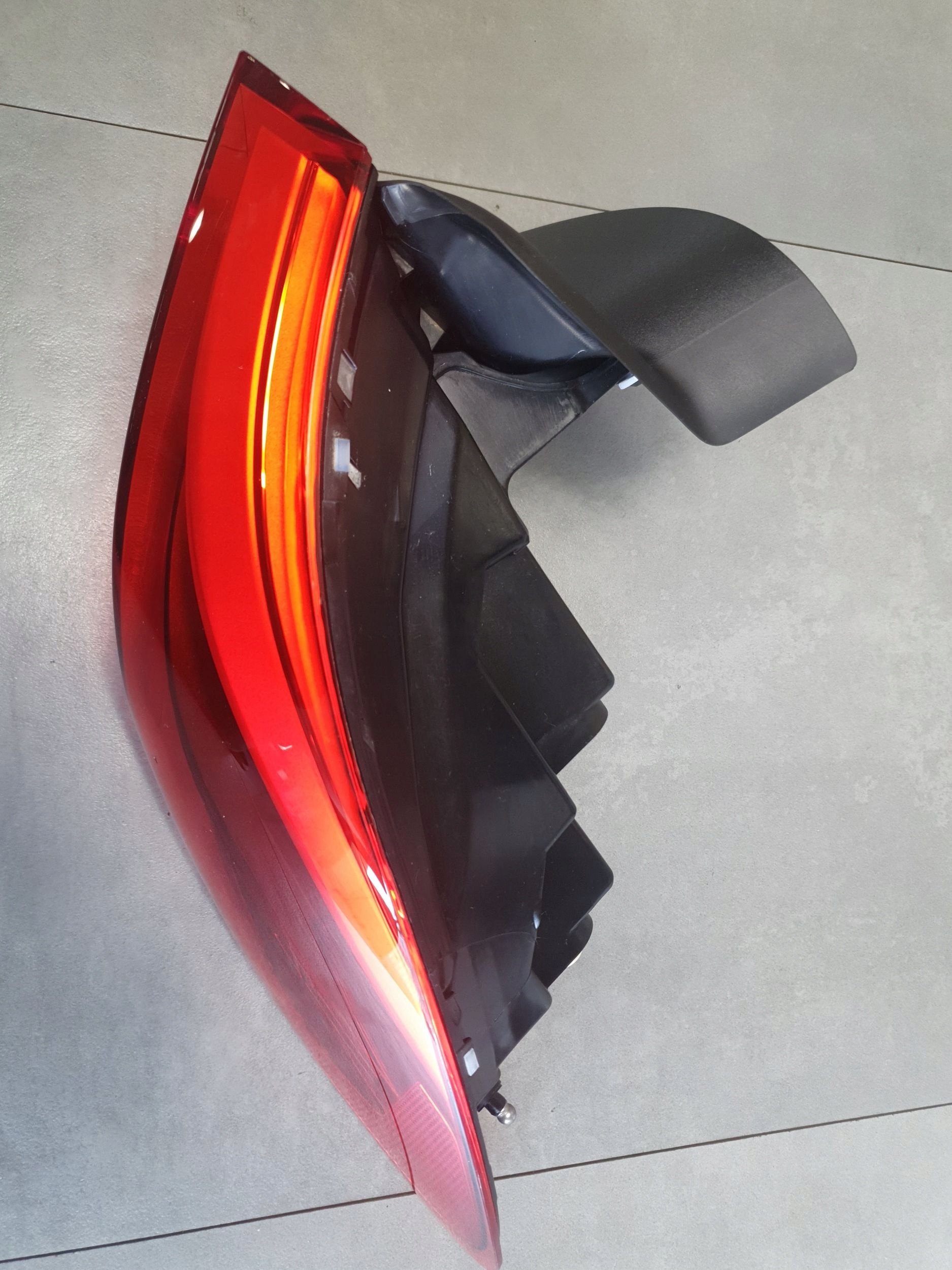 Cupra Terramar light rear right led 578452208