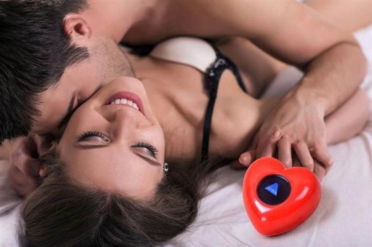 MAGICZNE SERCE SEKS POZYCJE DLA PAR WALENTYNKI Motyw serce