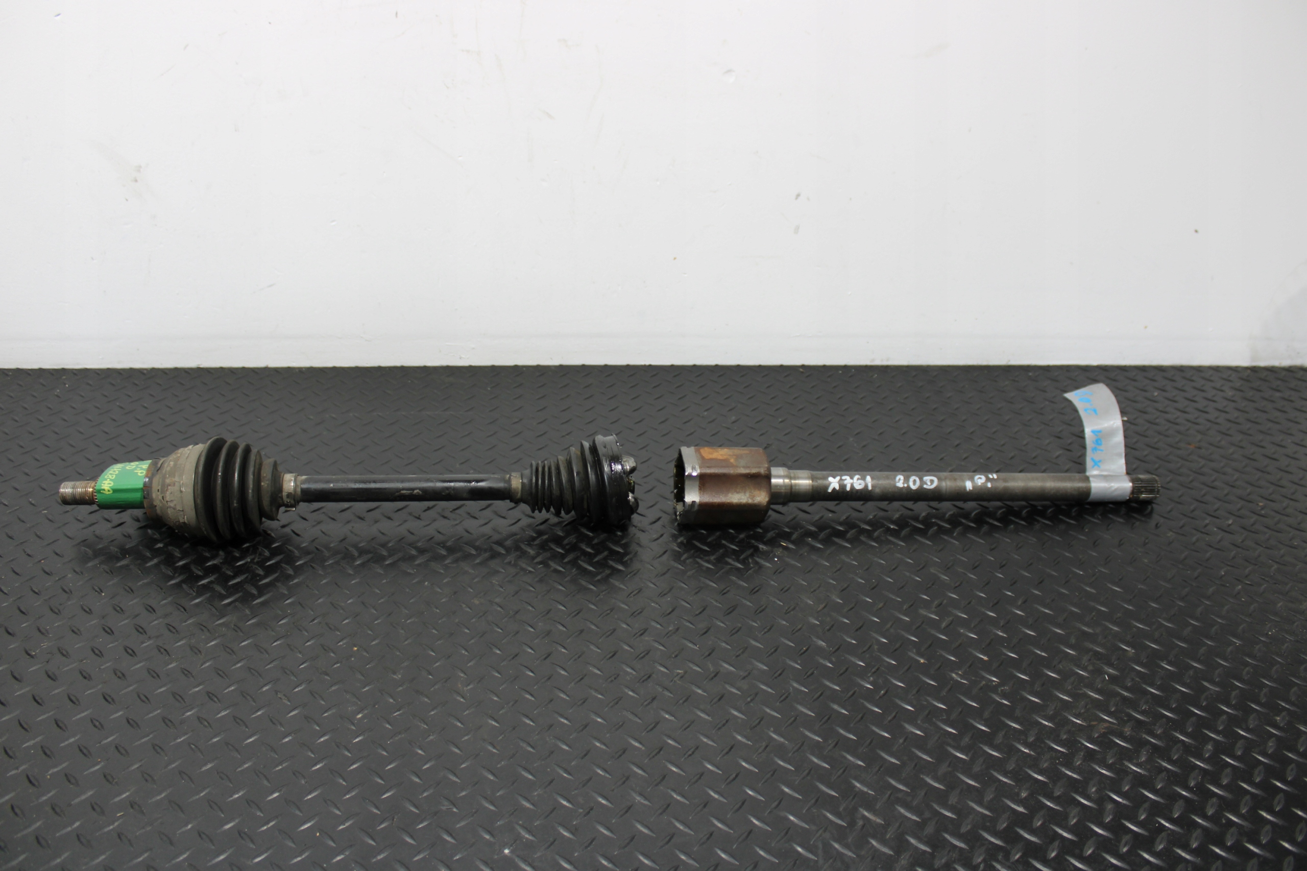 semi-axis semi-axis right front JAGUAR F-PACE X761 HK83-3N128-AA