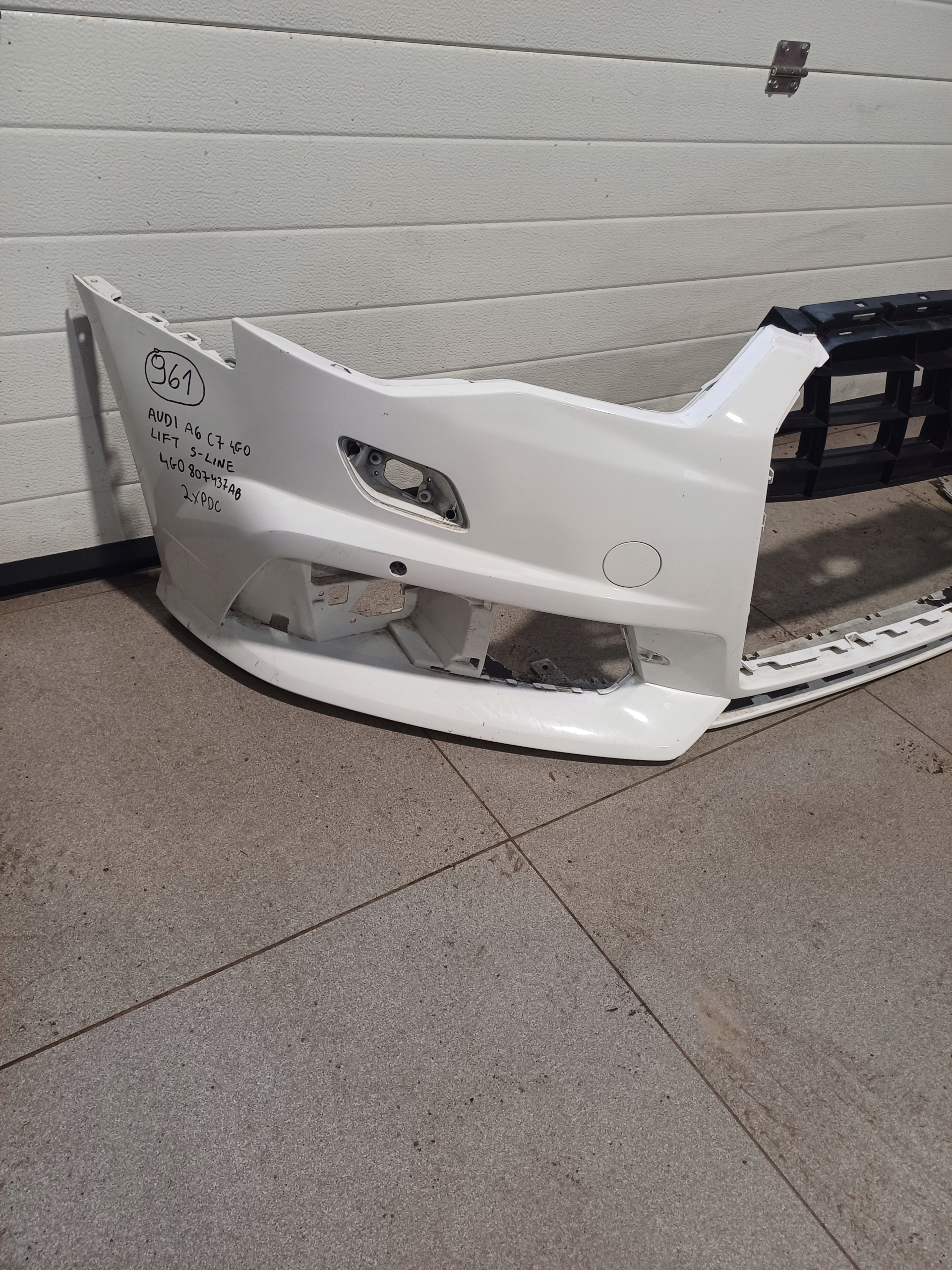 bumper front front AUDI A6 C7 4G0 LIFT S-LINE 2 X PDC 4G0807437AB