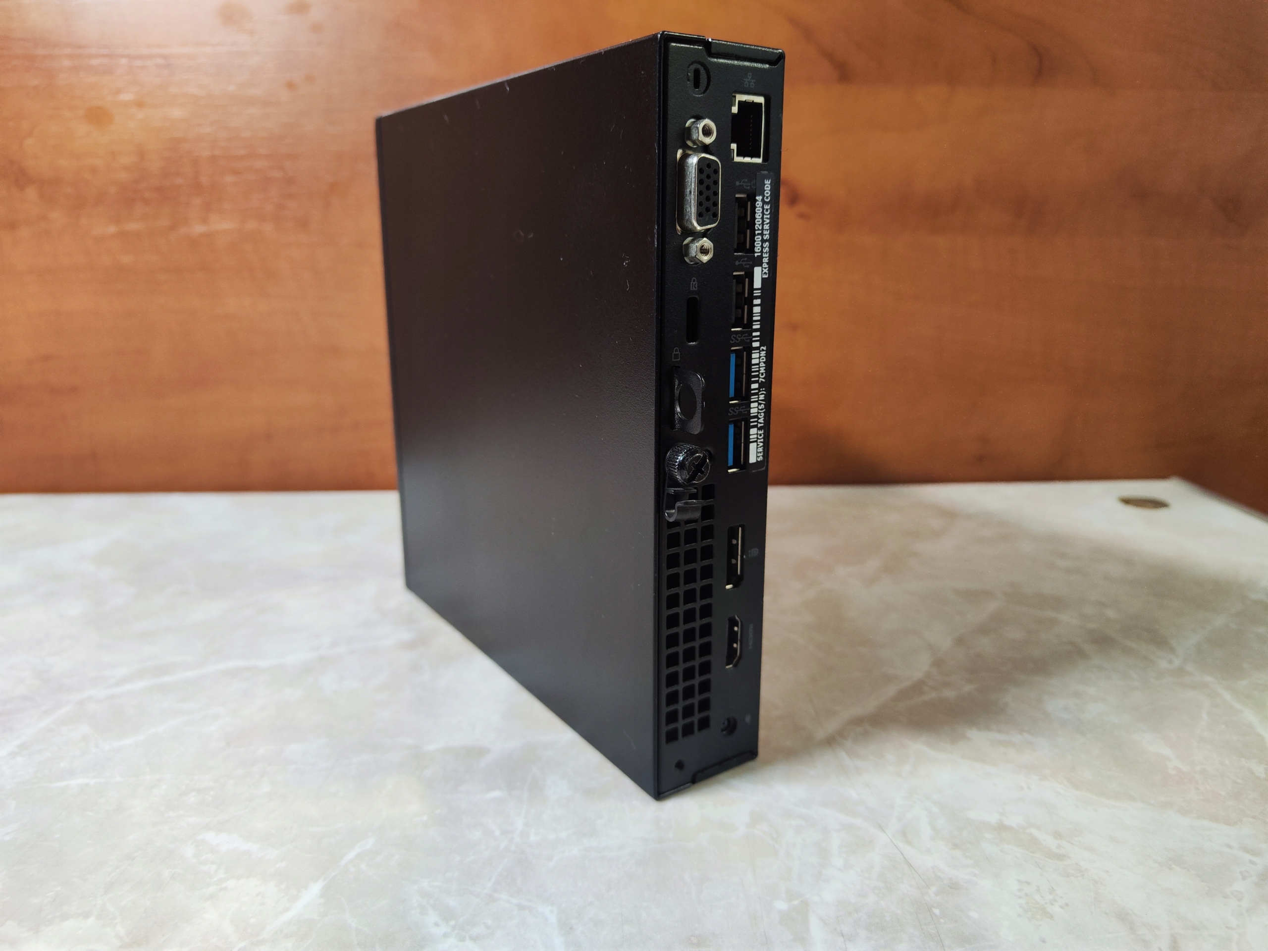 TANI MAŁY KOMPUTER Mini PC DELL VI GEN 6 GEN 8GB 256 SSD DP VGA Win10 Typ pamięci RAM DDR4