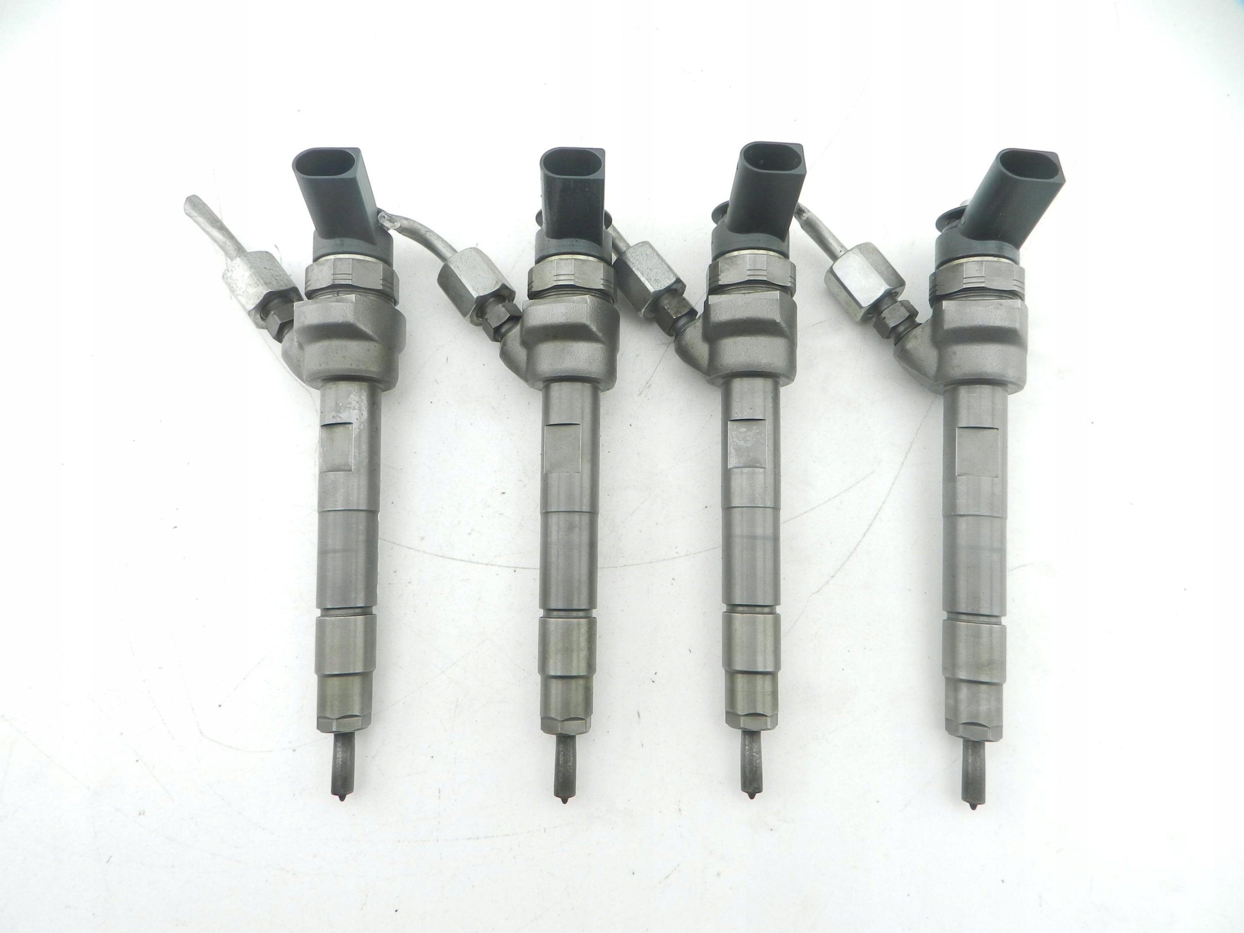 Wtryskiwacz MINI COOPER R60 1.6D 0445110401