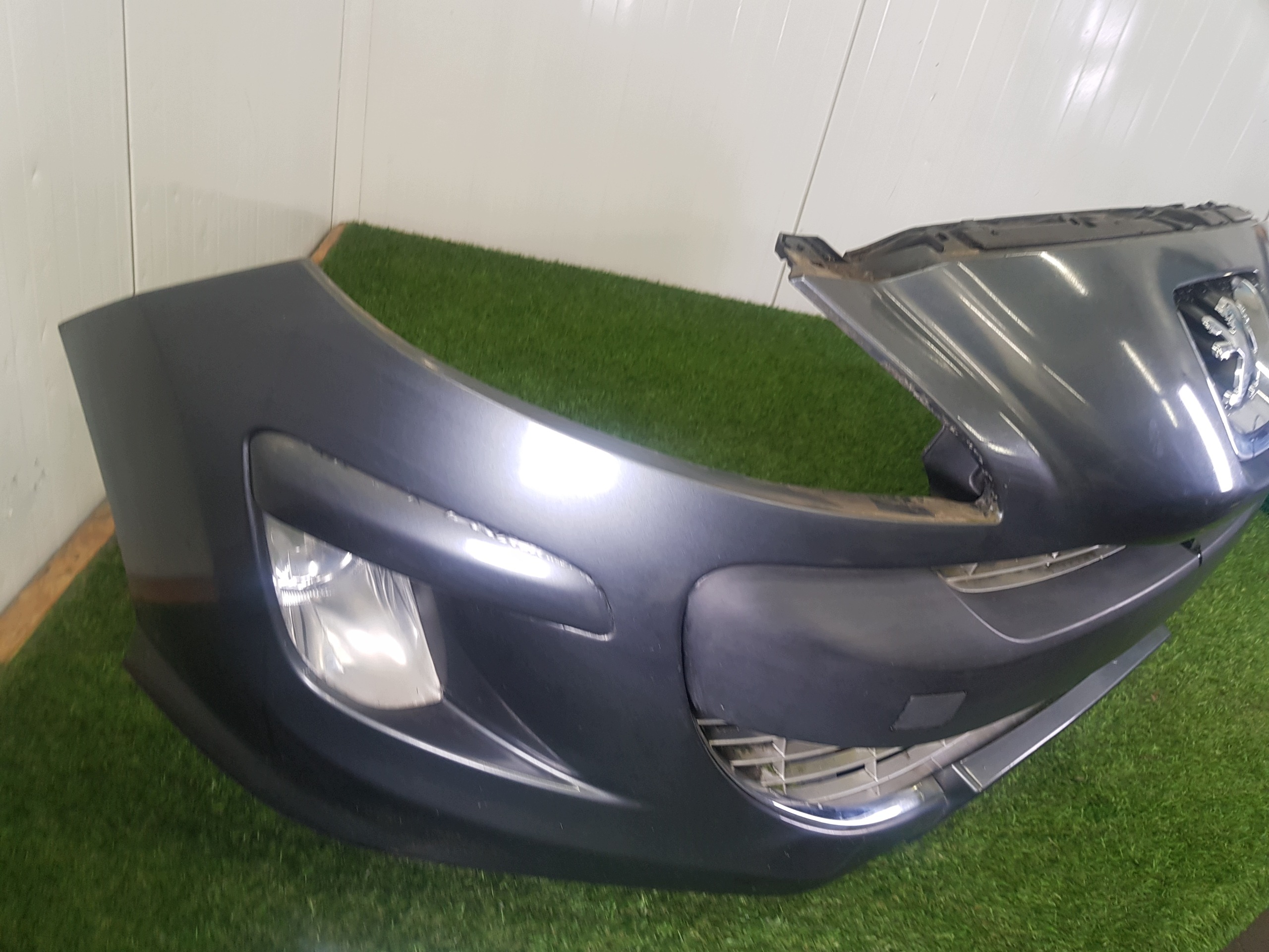 nárazník předek přední PEUGEOT 308
