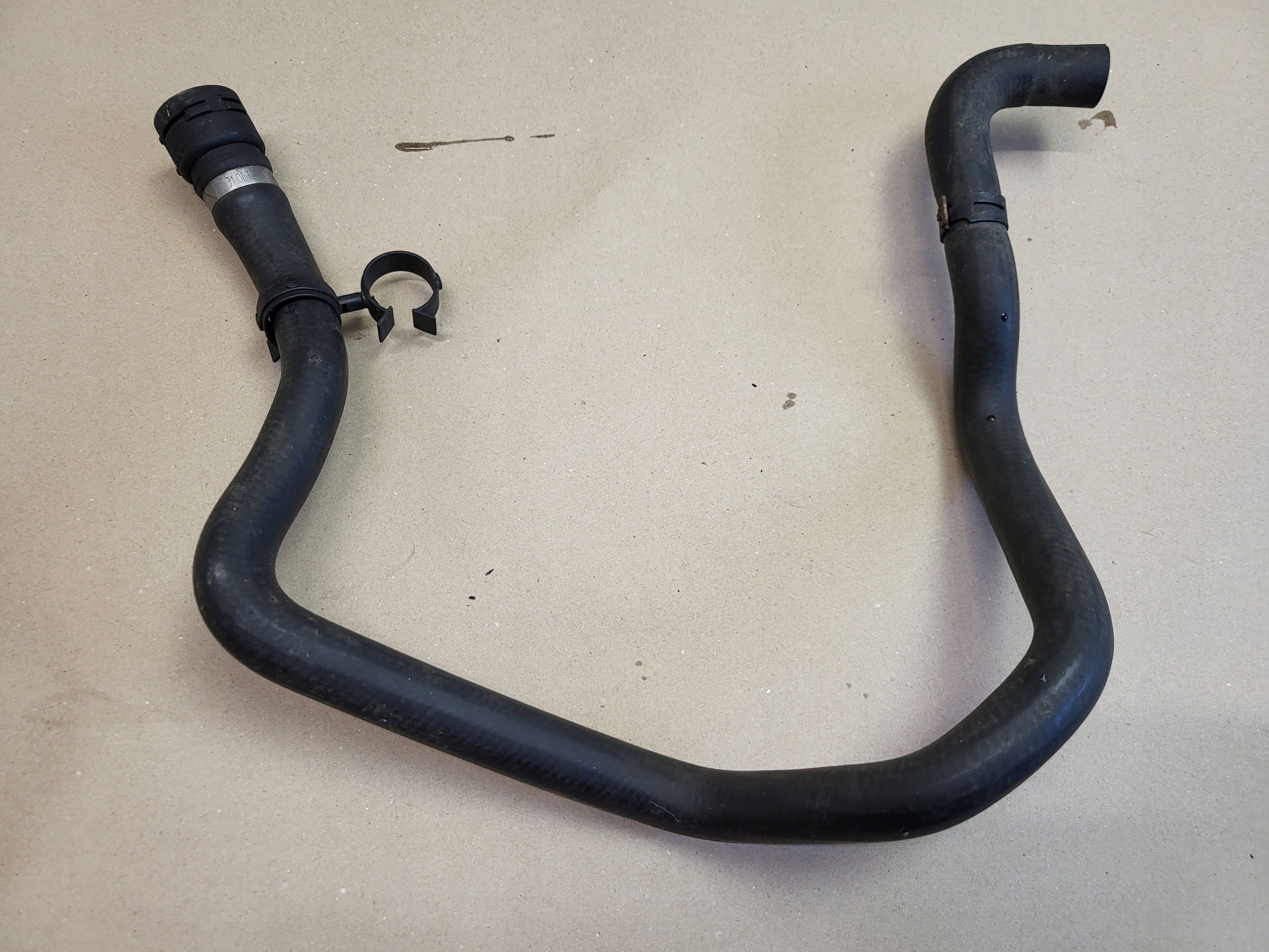 prijenos crijevo vode cijevčica BMW X5 E70 X6 E71 3.0D 6945282 OE EUROPA