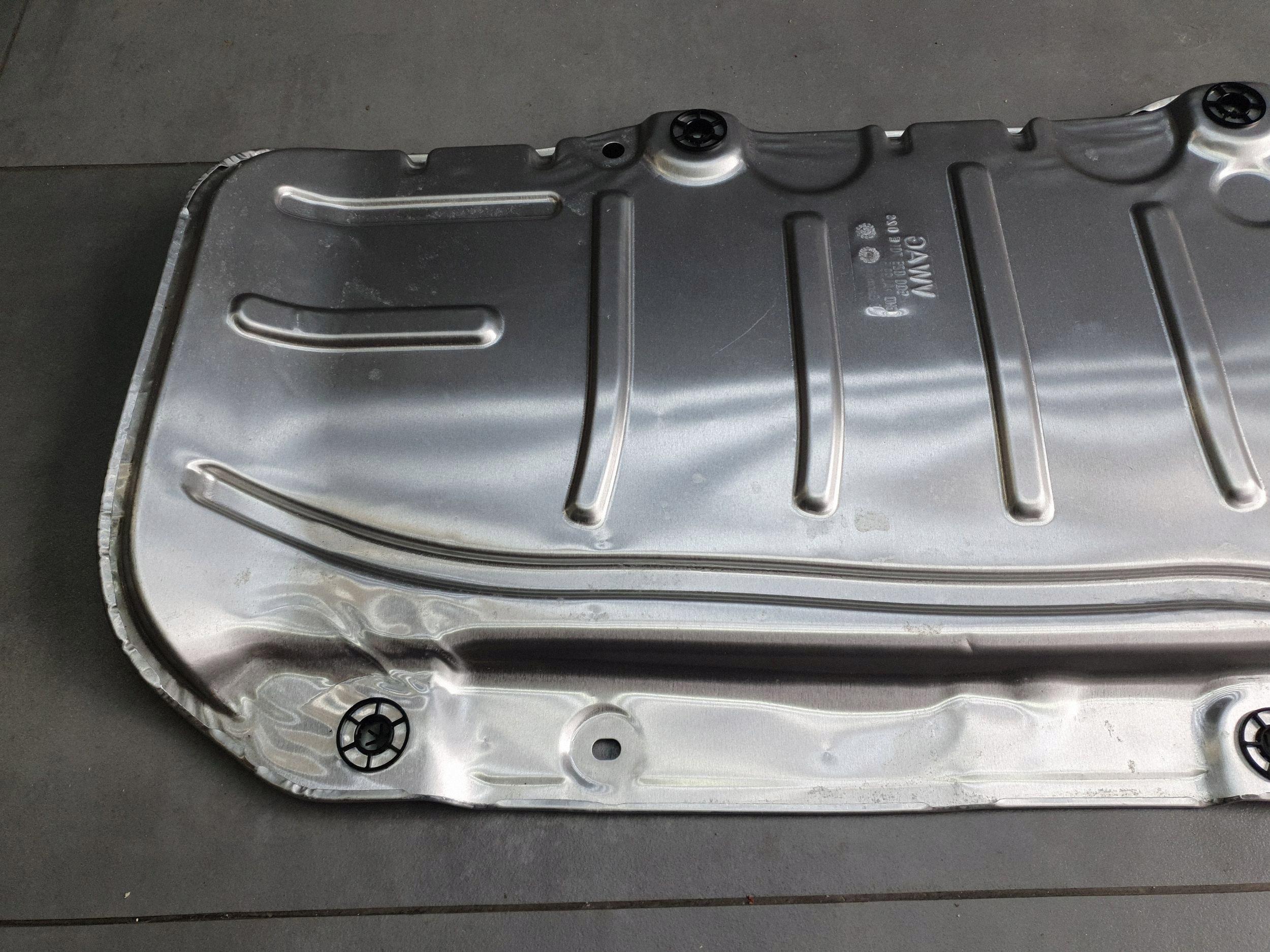 Audi A3 8Y hb Blende Abdeckung termiczna 5Q0825701E