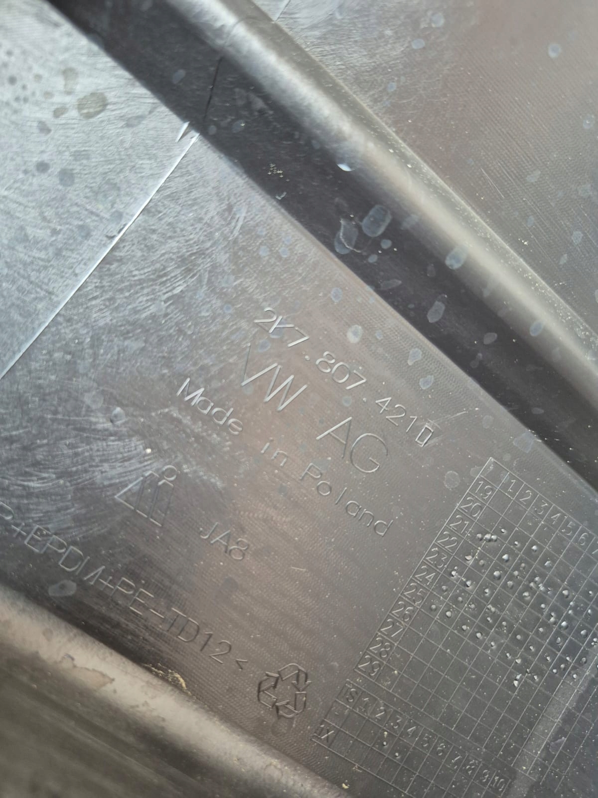VOLKSWAGEN VW CADDY 2K7 20- bumper rear part rear