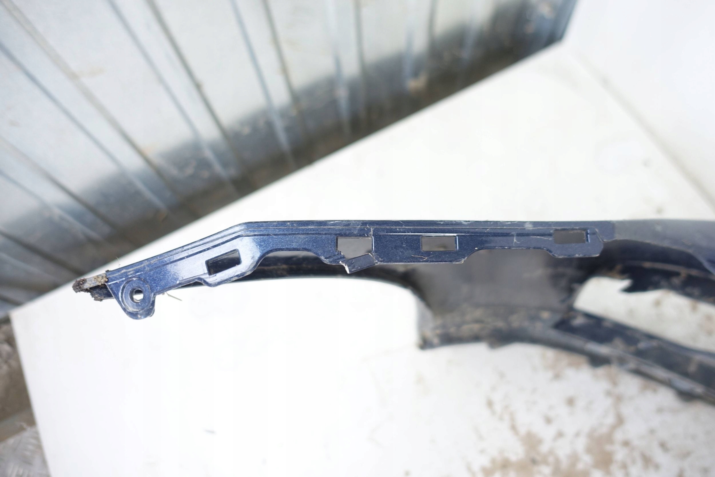 VW GOLF SPORTSVAN bumper front front 14-18 6xPDC washers 510807221F