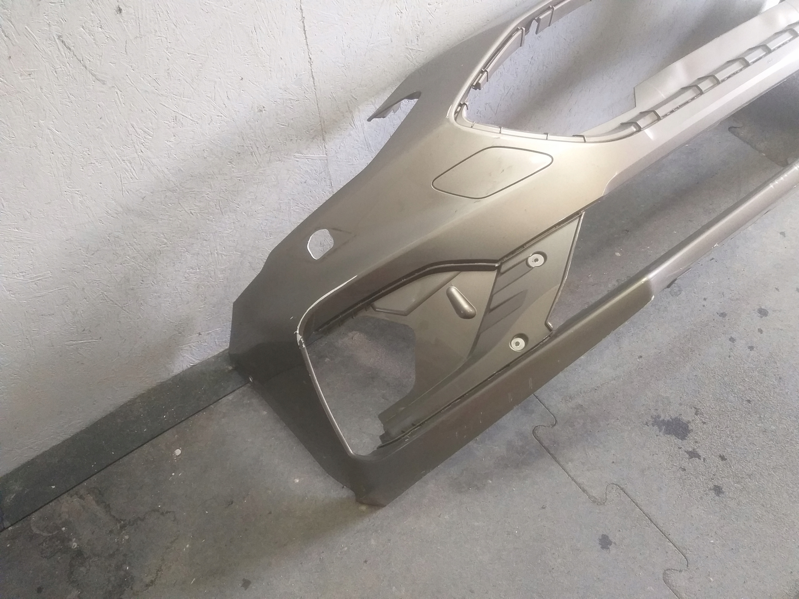 Stoßstange vorne FORD FOCUS MK4 ST