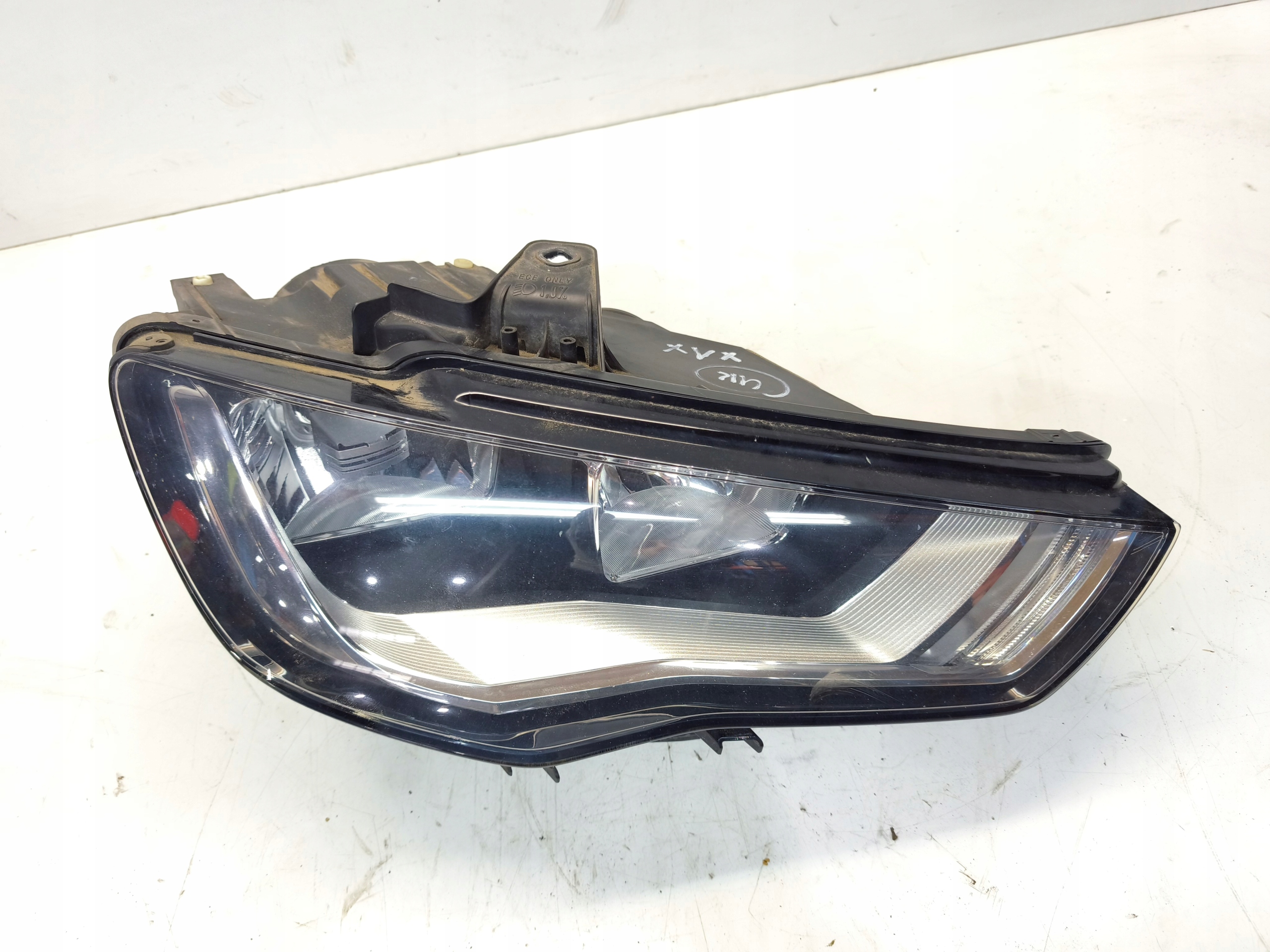 REFLEKTOR light front right front AUDI A3 8V 8V0941004A UK ***1***