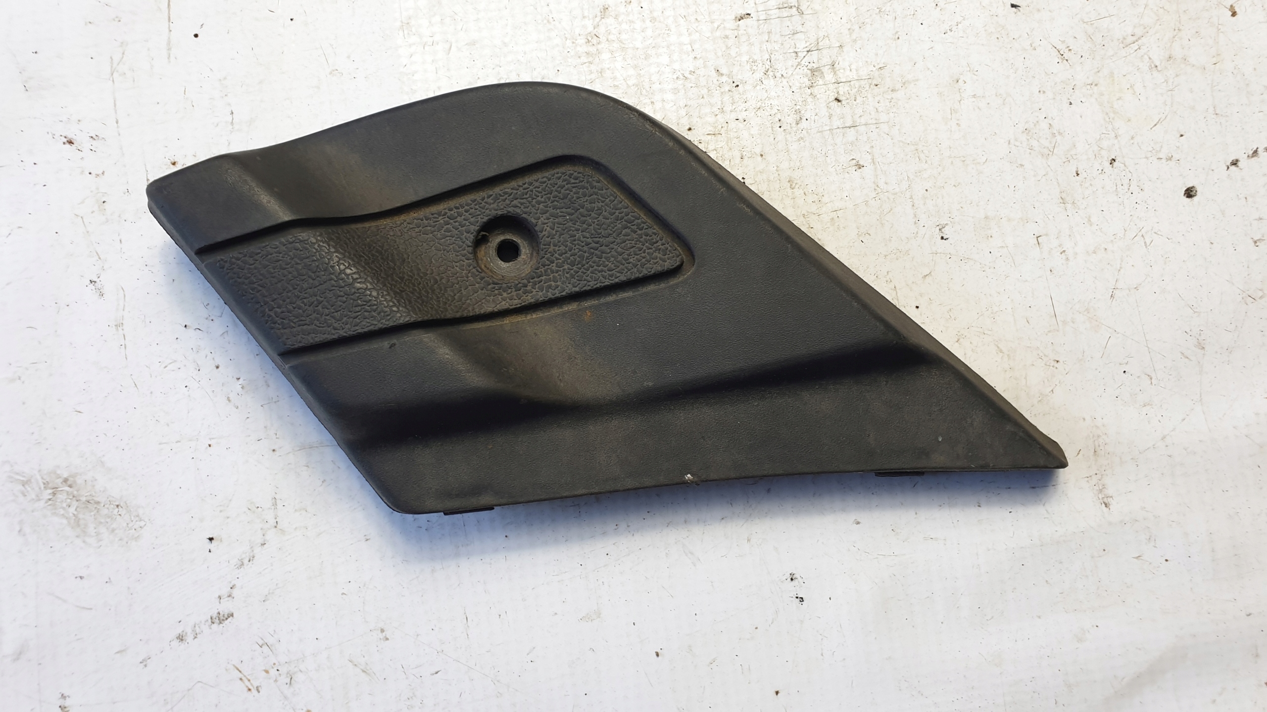 Пассажирская подножка левая PIAGGIO X9 125