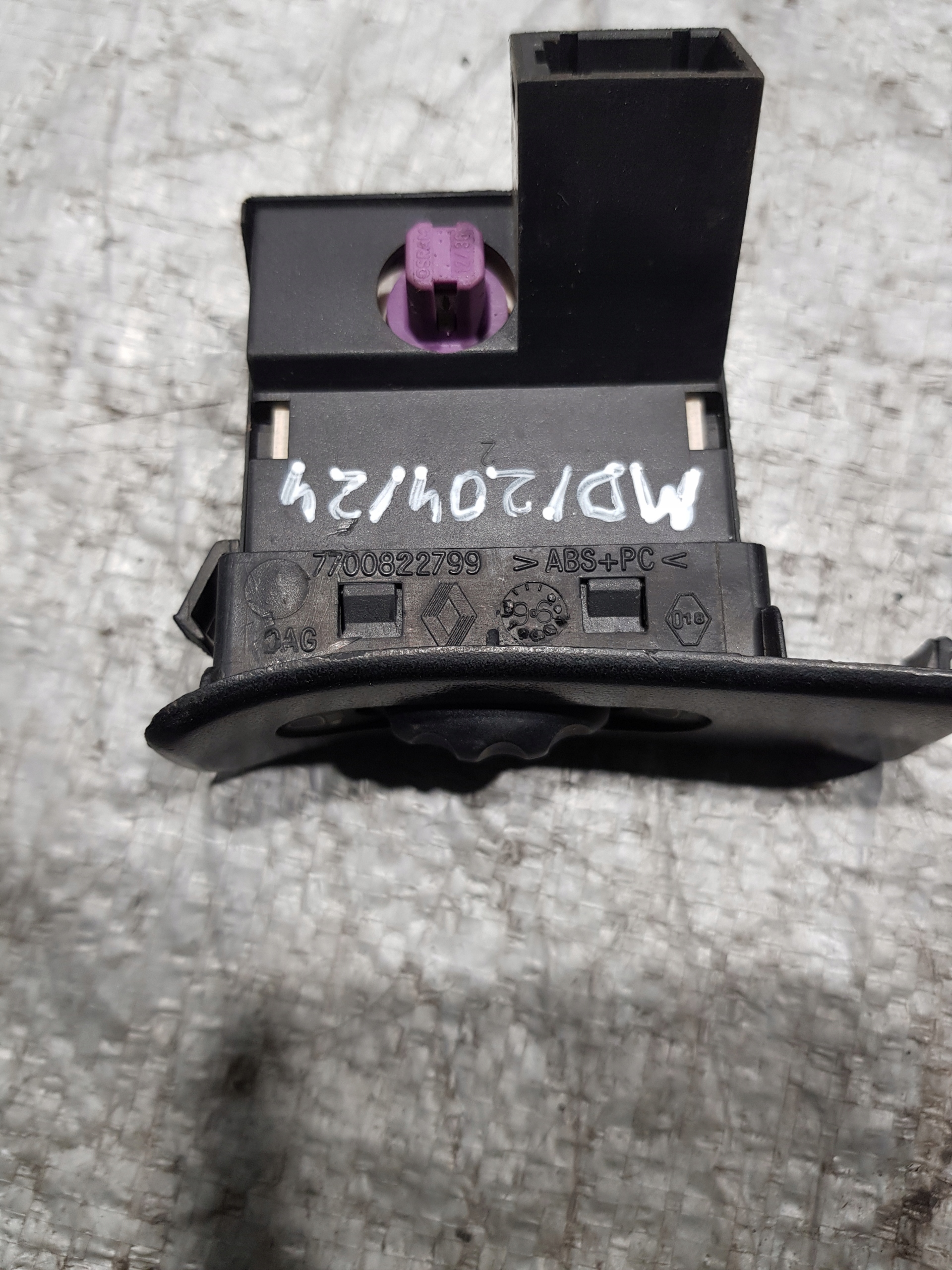 switch control of the lights Renault OE 7700822799