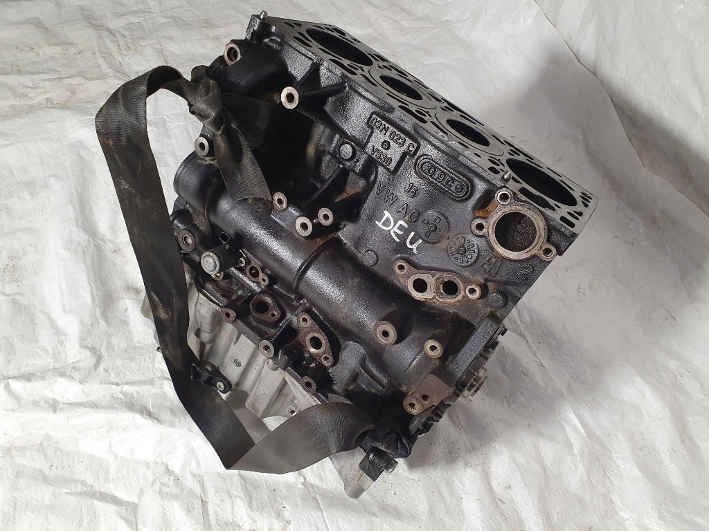 AUDI A4 A5 A6 LIFT 2017r 2.0TDI DEU SILNIK BLOK WAŁ KOMPLETNY POMPA OLEJU Numer katalogowy części 03N023C DEU