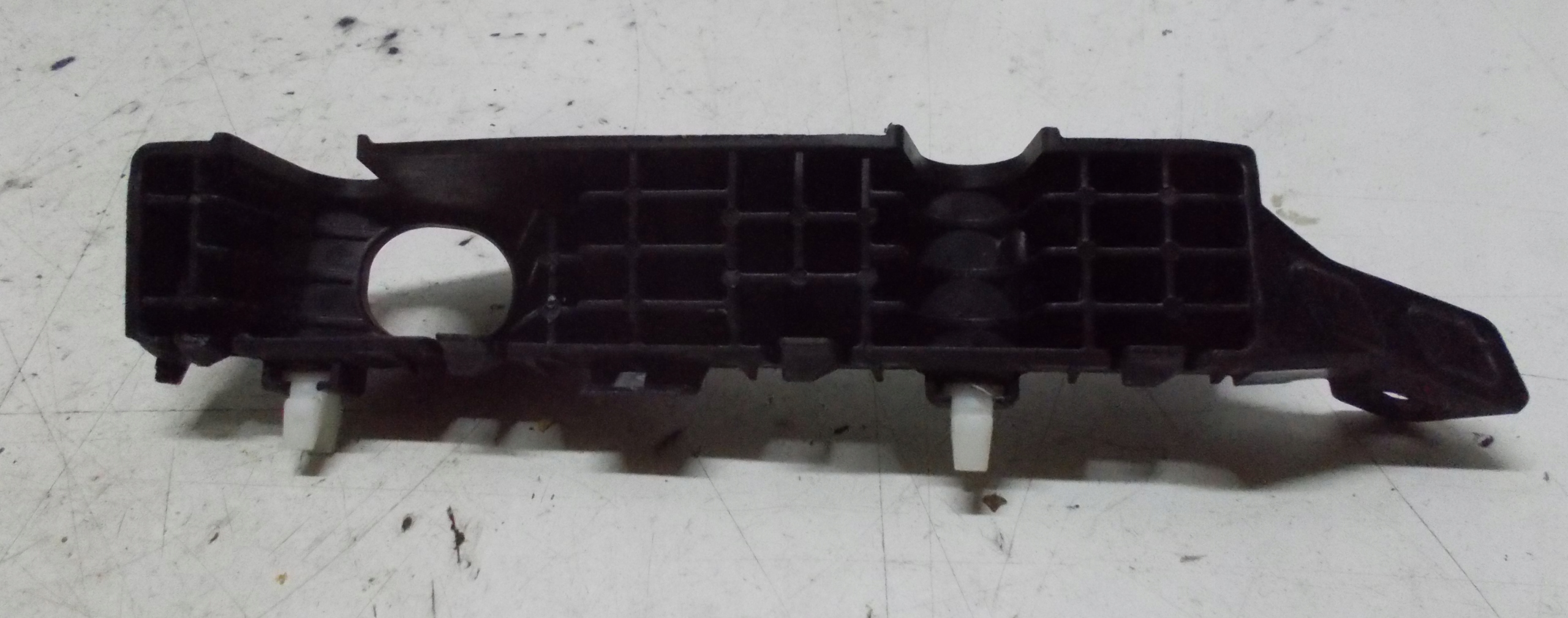 KIA CEED III 3 support holder of a bumper front right 86514-J7000