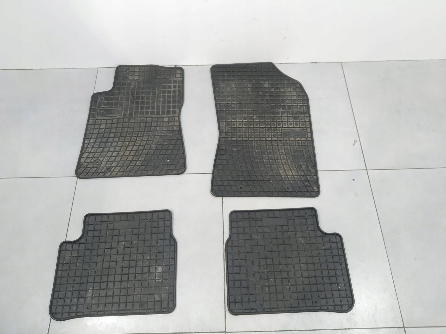 mats rubber UNIWERSALNE Citroen C3 III (2016-2024)