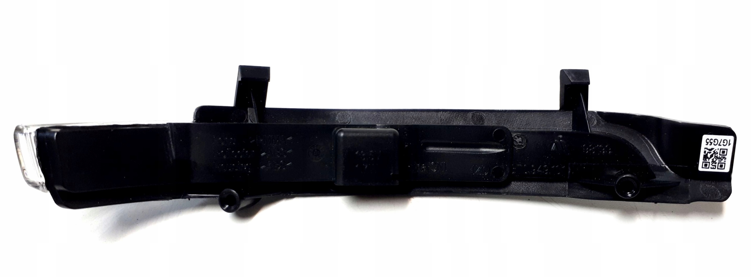 KIERUNKOWSKAZ LUSTERKA LEWY OE OCTAVIA 2 SUPERB II Numer katalogowy części 3T0949101