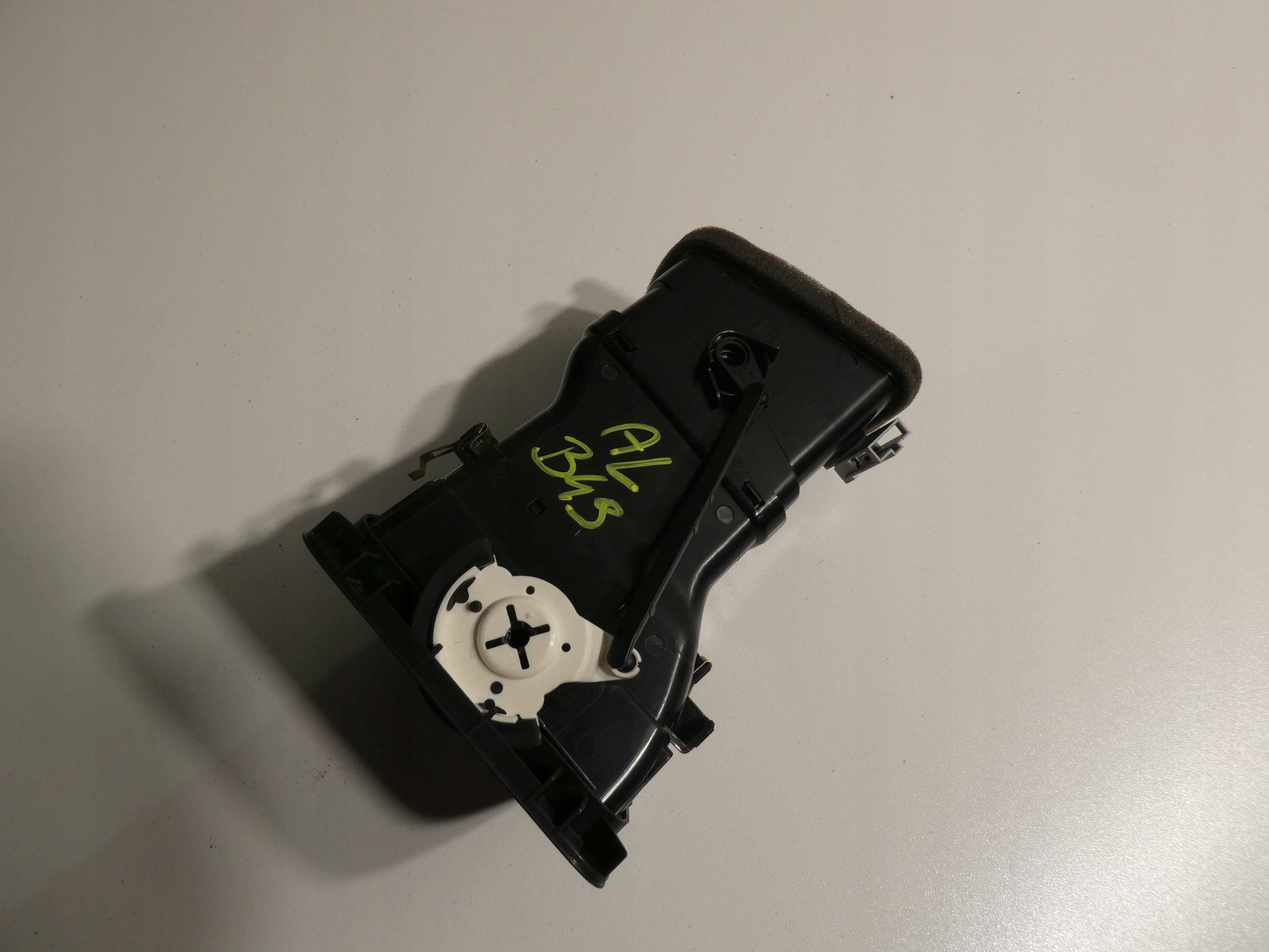 grid air conditioning devices left VW SHARAN 7N0819703