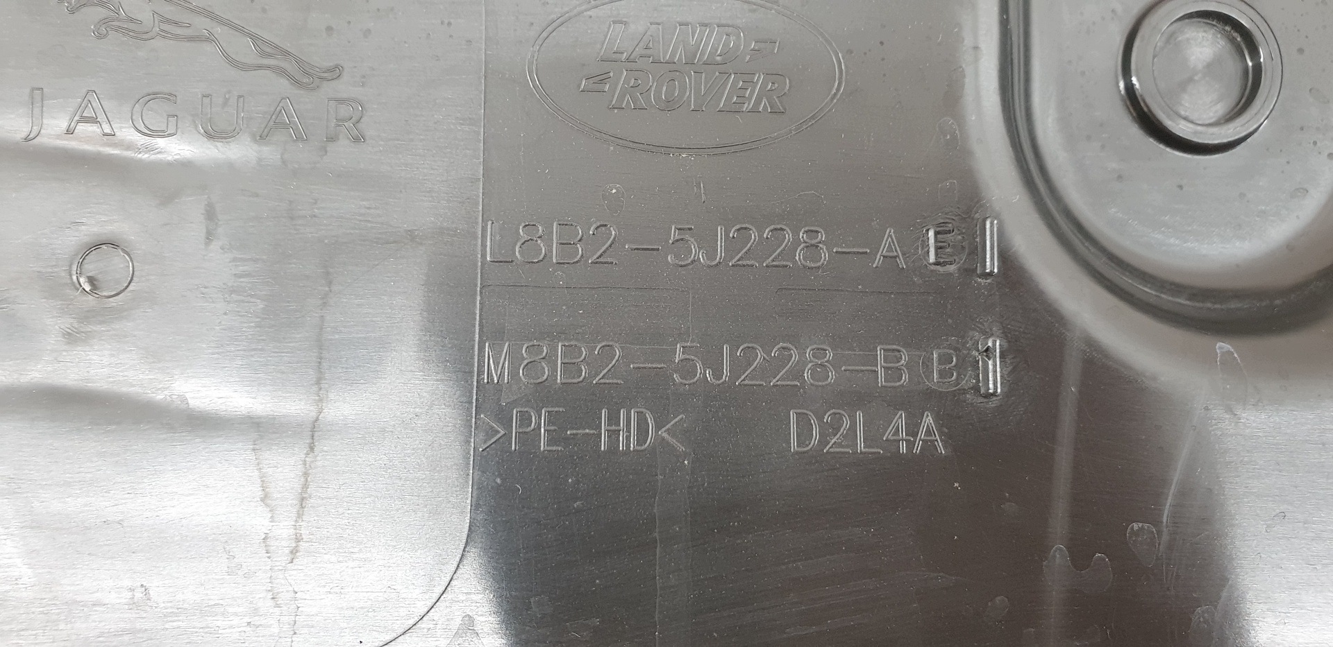 serbatoio ADBLUE Pompa LAND ROVER DEFENDER II L8B2-5J228-AE LPLA5J229AA