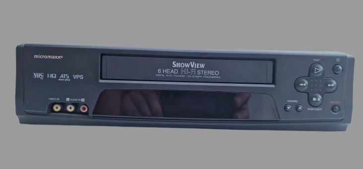 Magnetowid VHS Micromaxx MM 8932