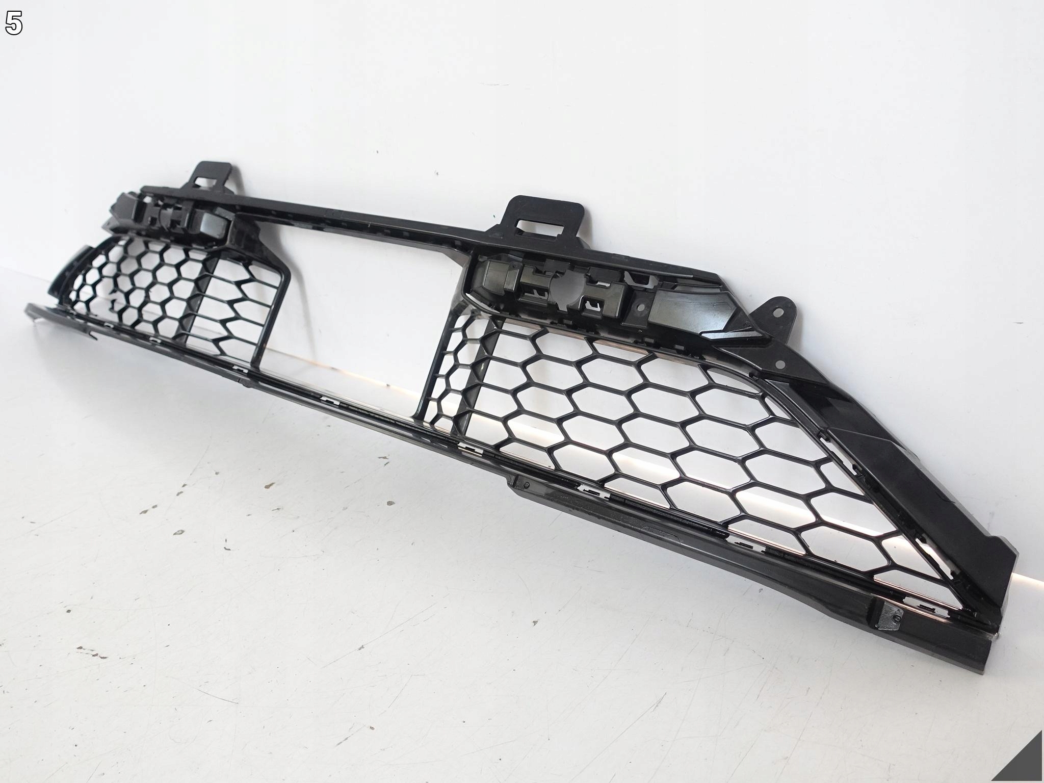 AUDI A6 S6 E-TRON 85E S-LINE 24- grid central grille intake bumper front