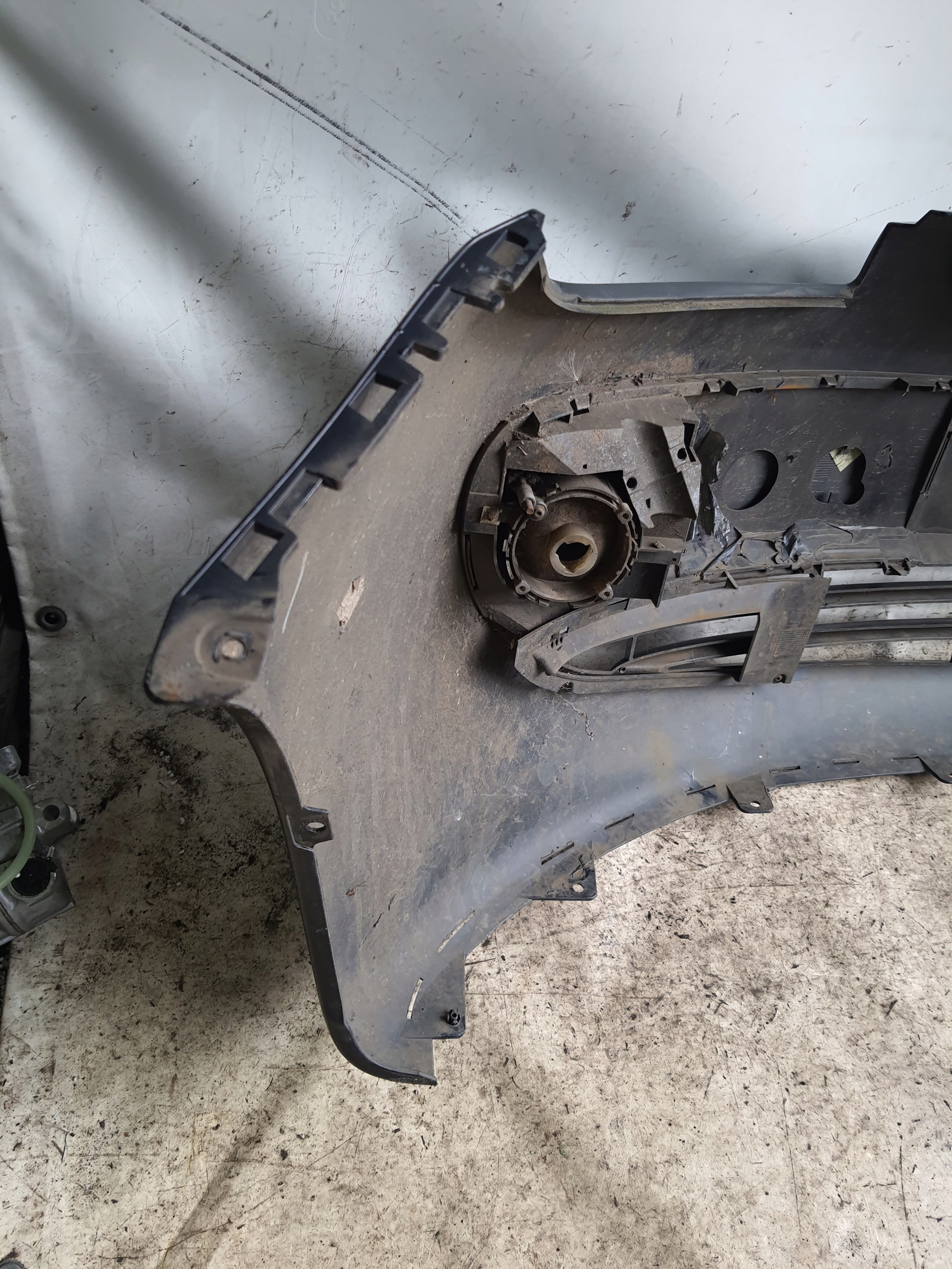 MITSUBISHI COLT 04-08 Stoßstange 3-Tür