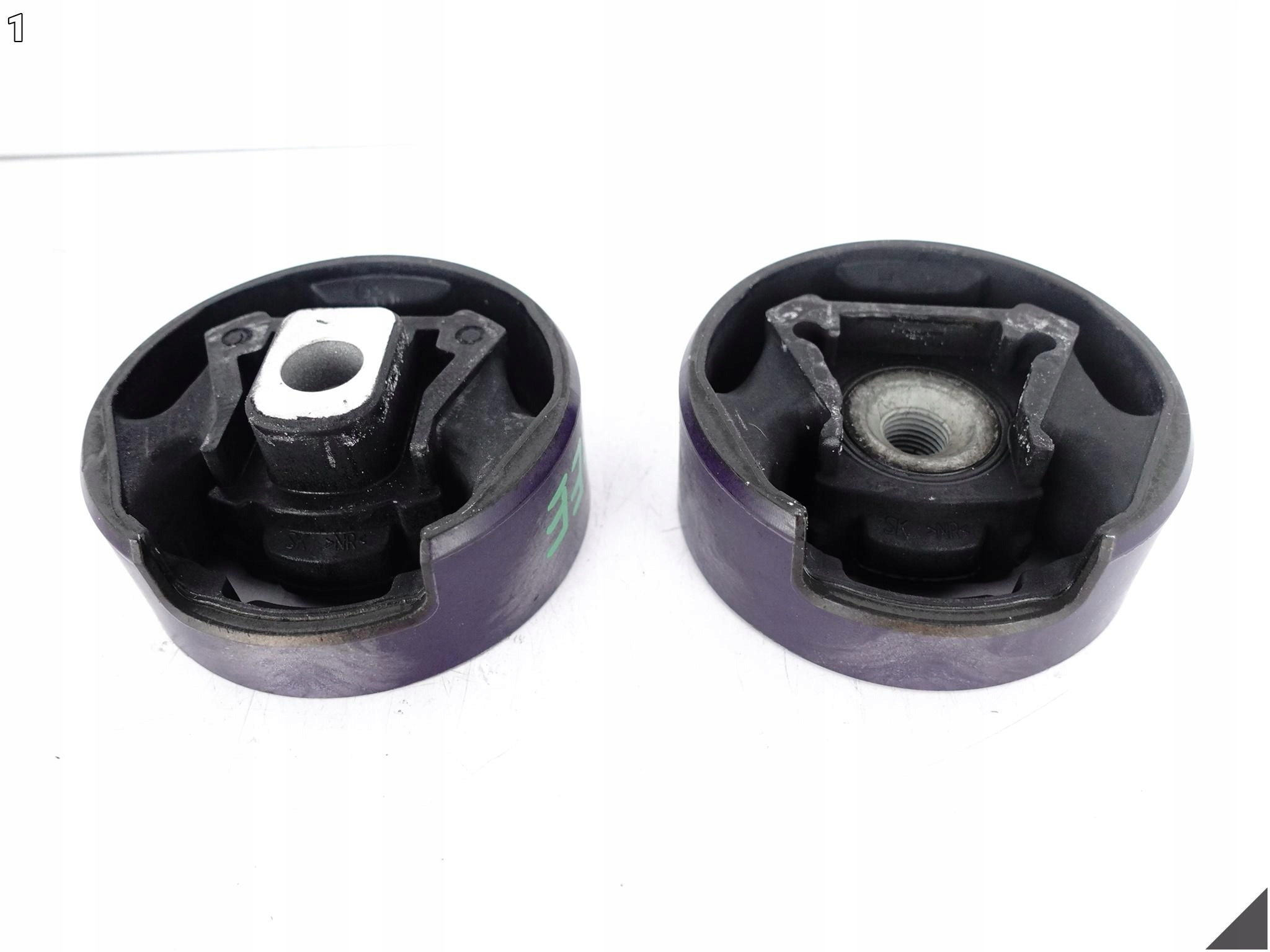 AUDI A3 8V0 SEAT LEON 5F0 OCTAVIA 5E0 VW GOLF 5G0 TULEJA engine mount