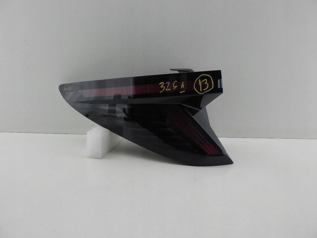 HYUNDAI TUCSON IV 4 20- light rear left