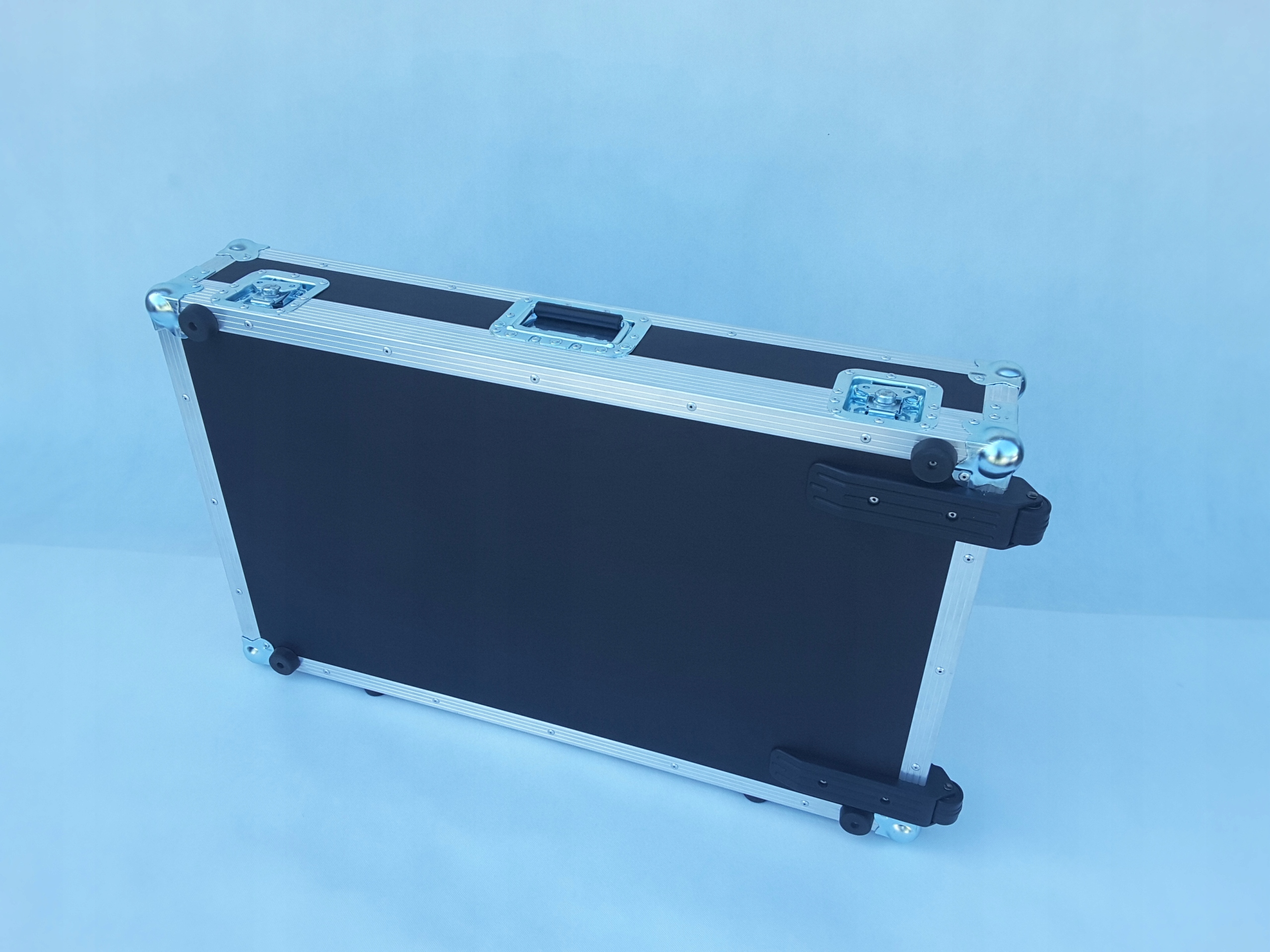 Case na DENON PRIME 4 NOWY Z KOŁAMI OD PRODUCENTA Model Dp4NK