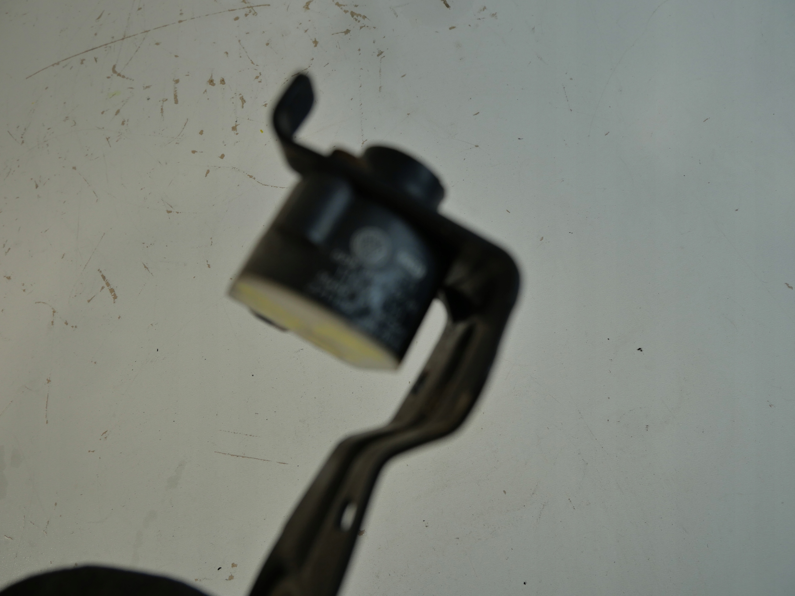 Sensor POZIOMOWANIA XENONOW AUDI VW 1T0907503