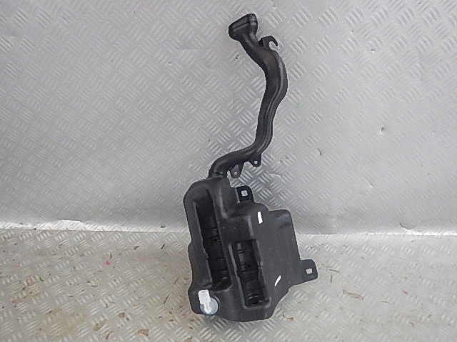 19811981ETHDTH - MERCEDES B W246 бачок омывателя новый ориг