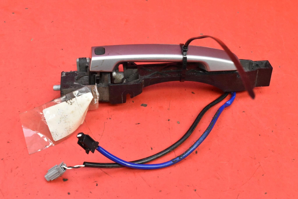 handle right front front grey 80611EB300 NISSAN QASHQAI 1 and J10 06-10
