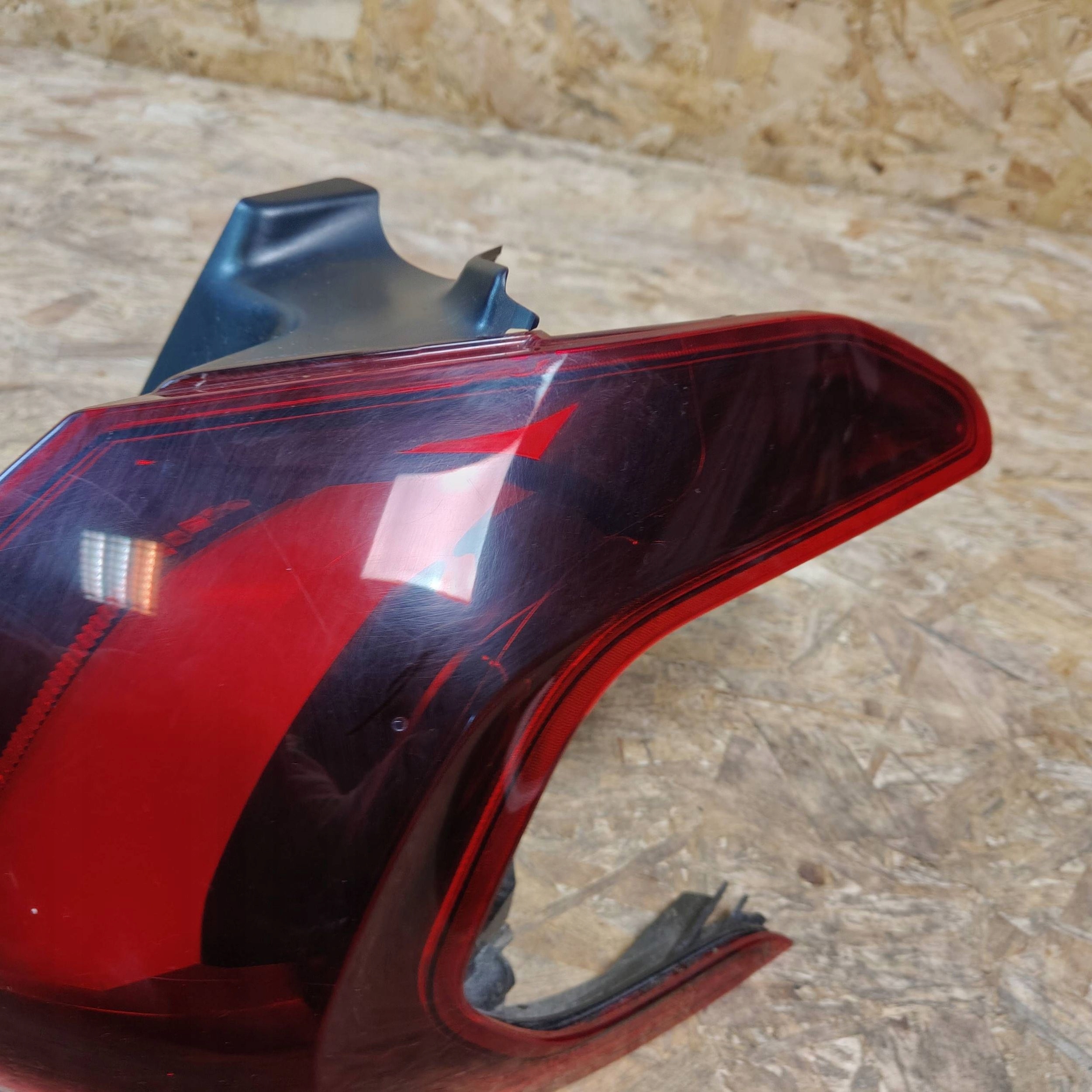light rear rear part side right Peugeot 2008 and lift